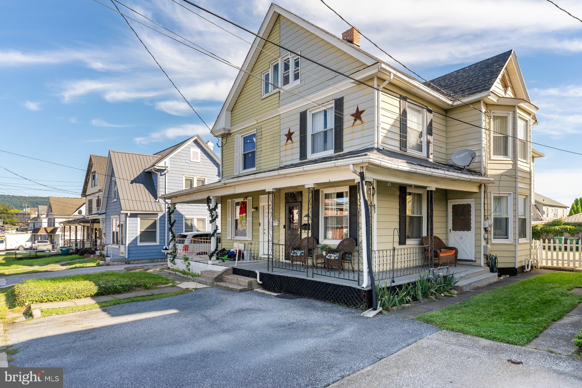 38 N Enola Dr, Enola, PA 17025 photo