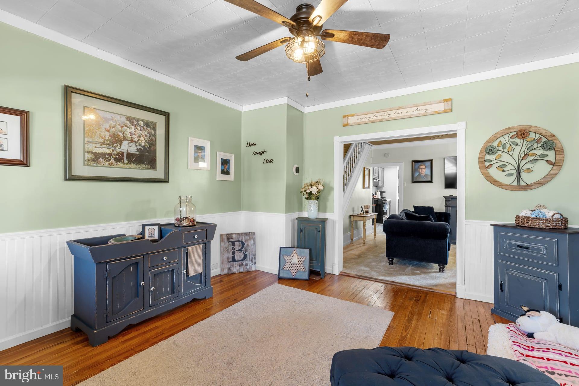 38 N Enola Dr, Enola, PA 17025 photo