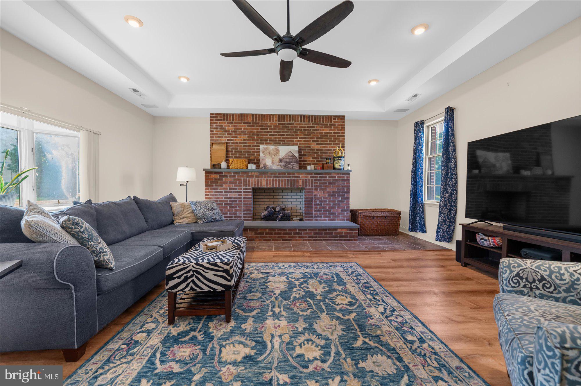 735 E Township Line Rd, Blue Bell, PA 19422 photo