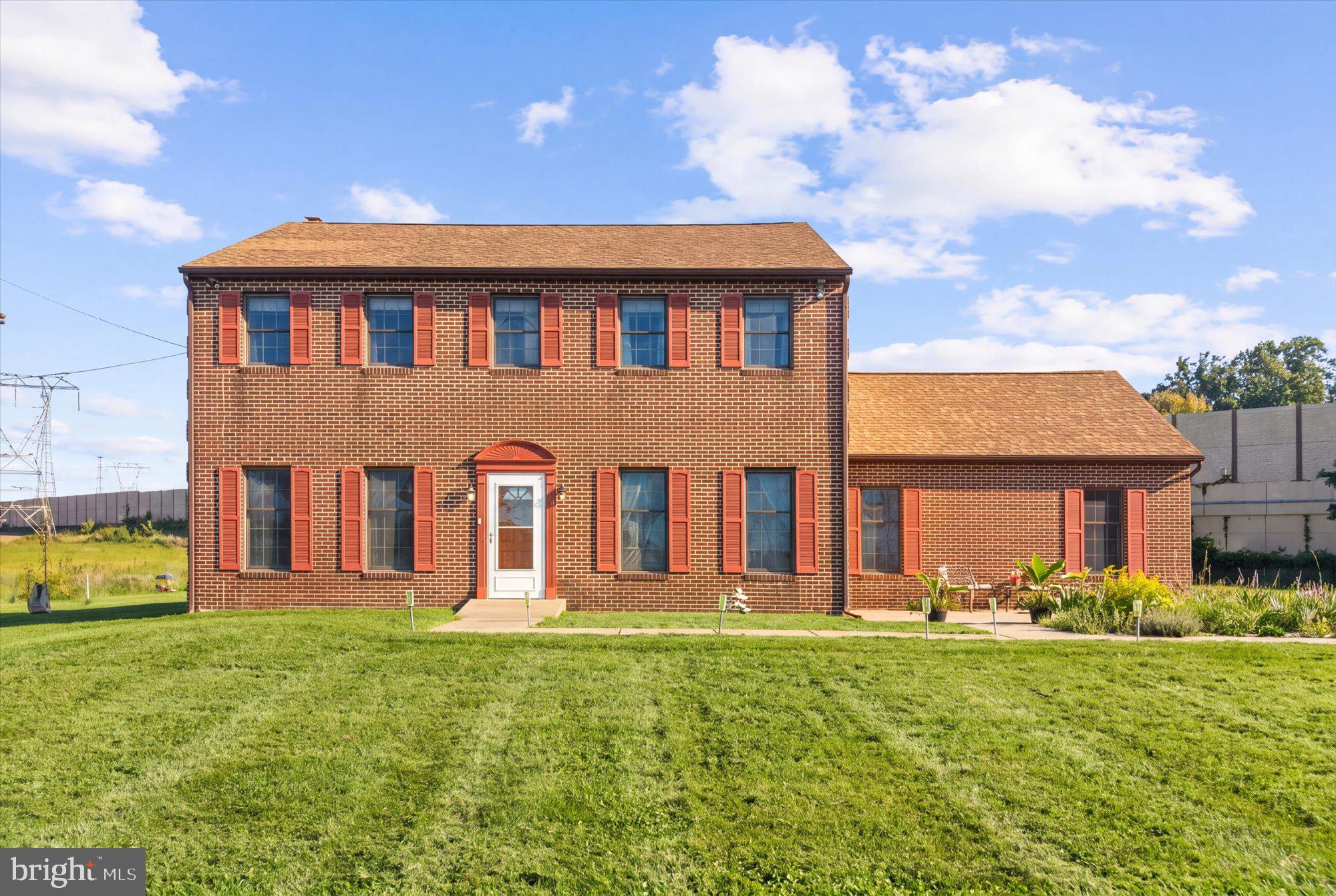 735 Township Line Rd, Blue Bell, PA 19422