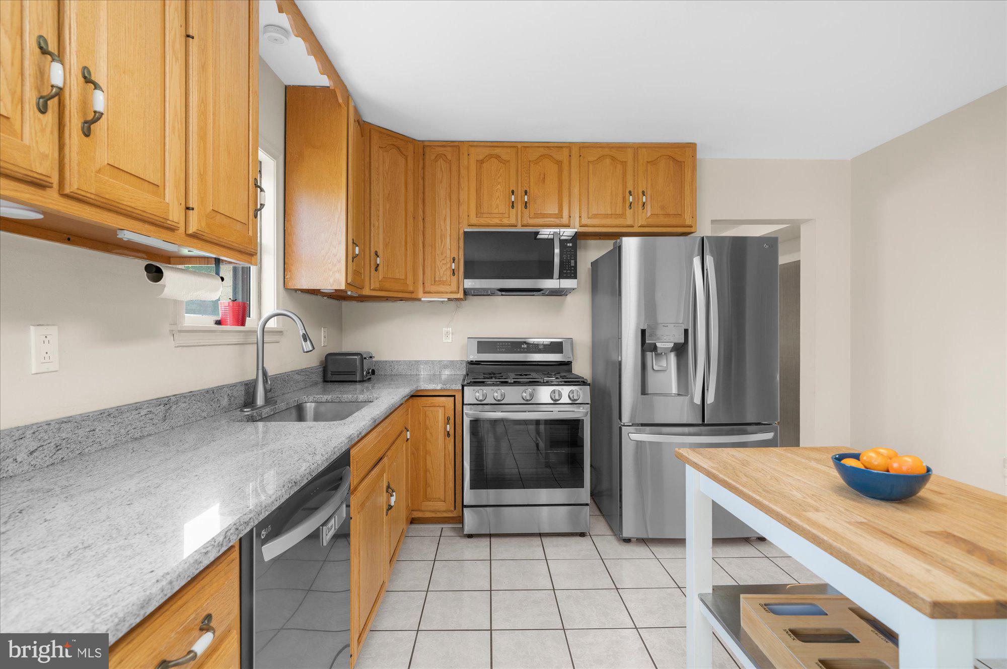 735 E Township Line Rd, Blue Bell, PA 19422 photo