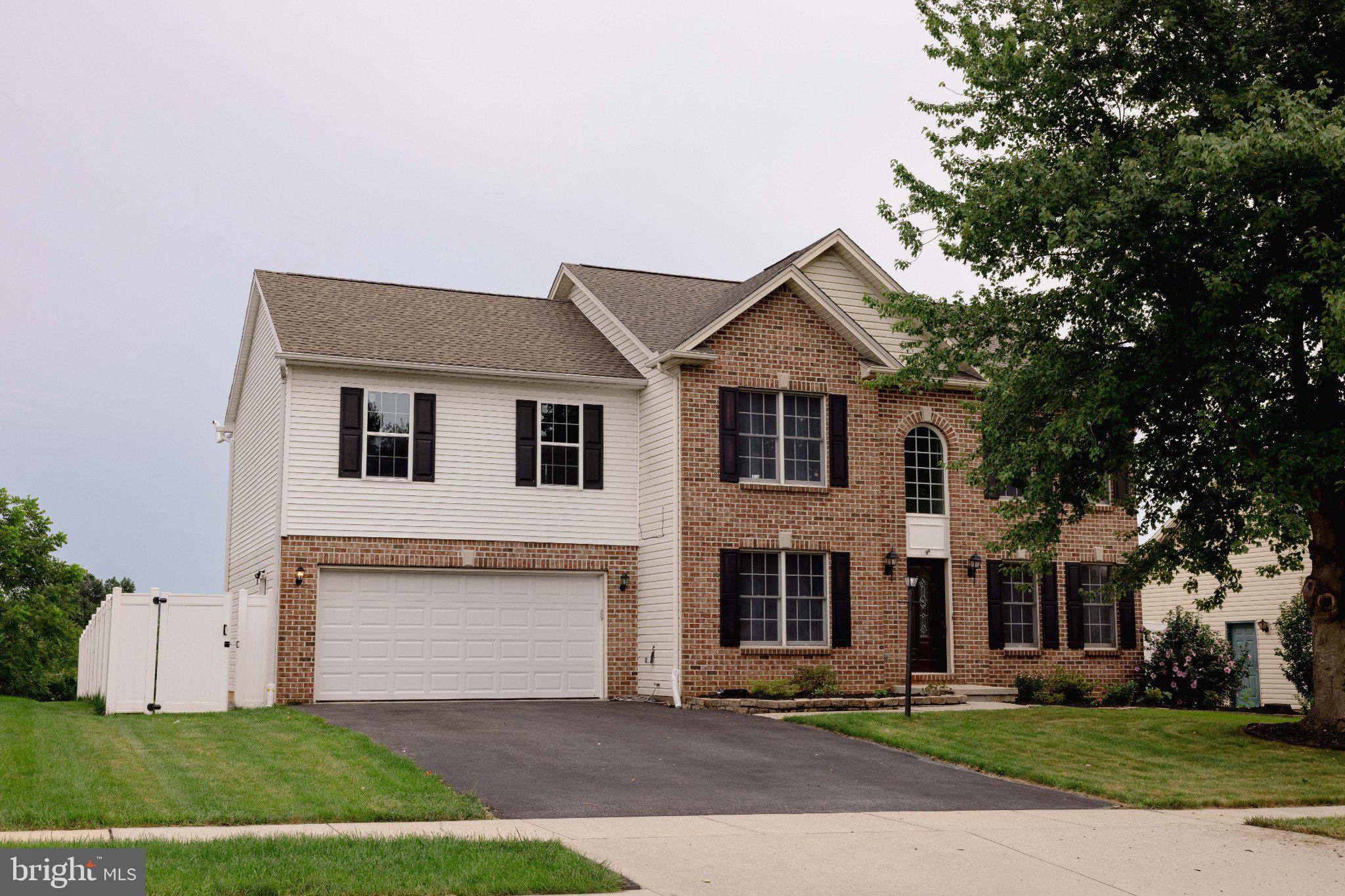 446 Farm Rd, Palmyra, PA 17078