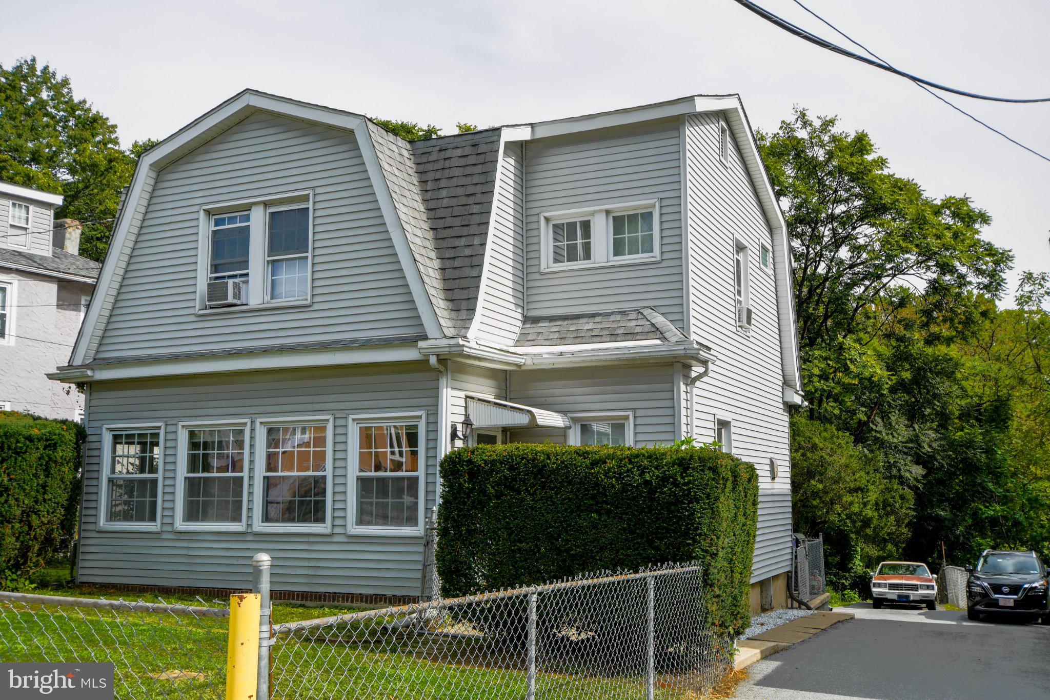 1829 Shallcross Ave, Folcroft, PA 19032 photo