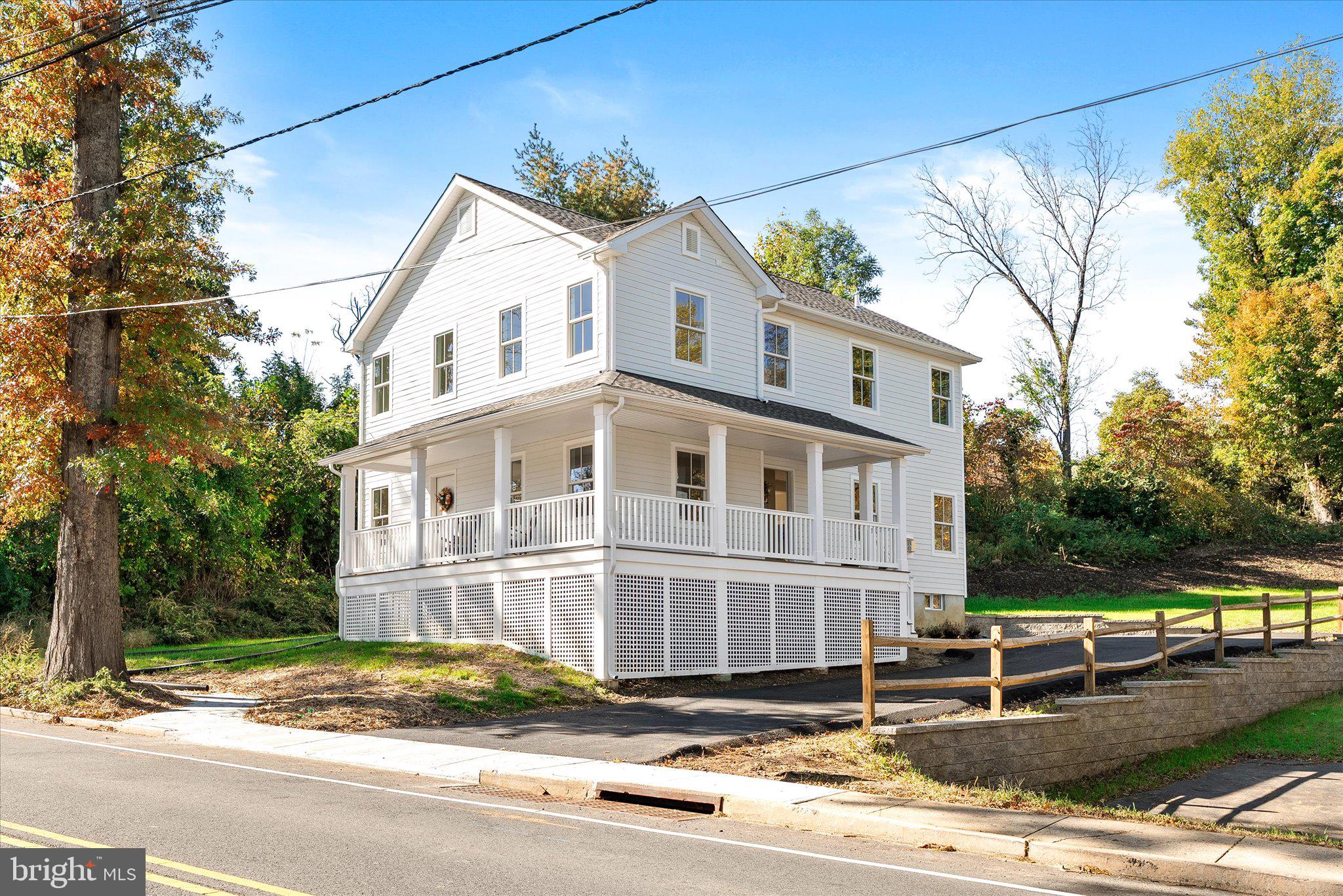 30 Church St, Chesterfield, NJ 08515