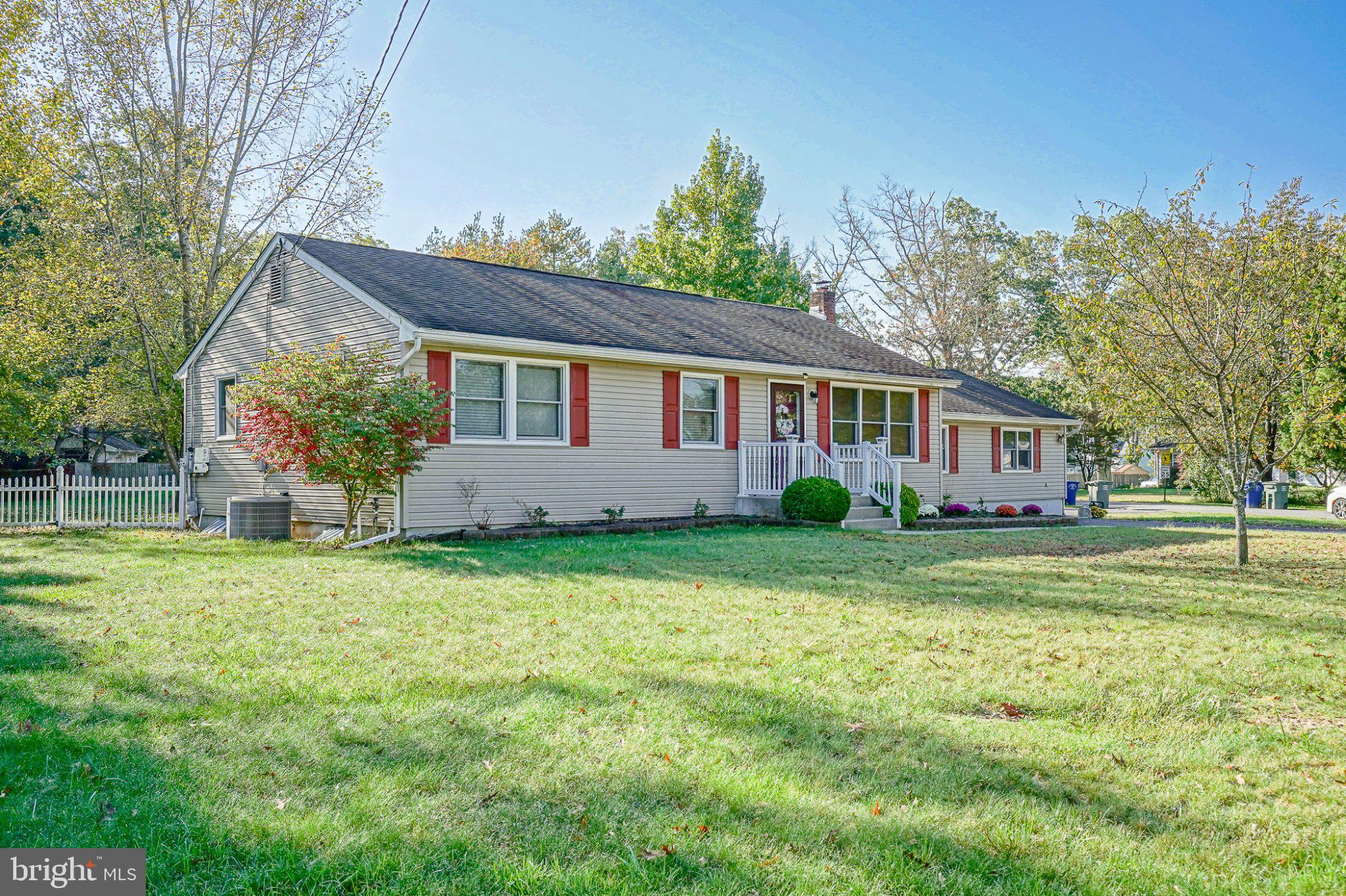 652 Judy Ave, Franklinville, NJ 08322