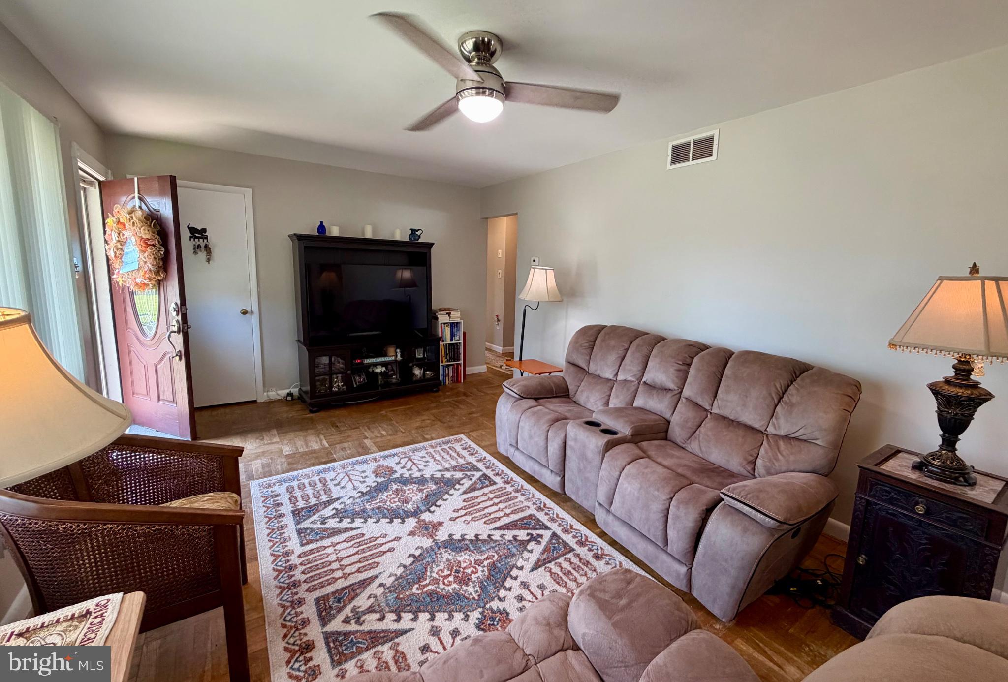 804 Burbank Dr, Somerdale, NJ 08083 photo
