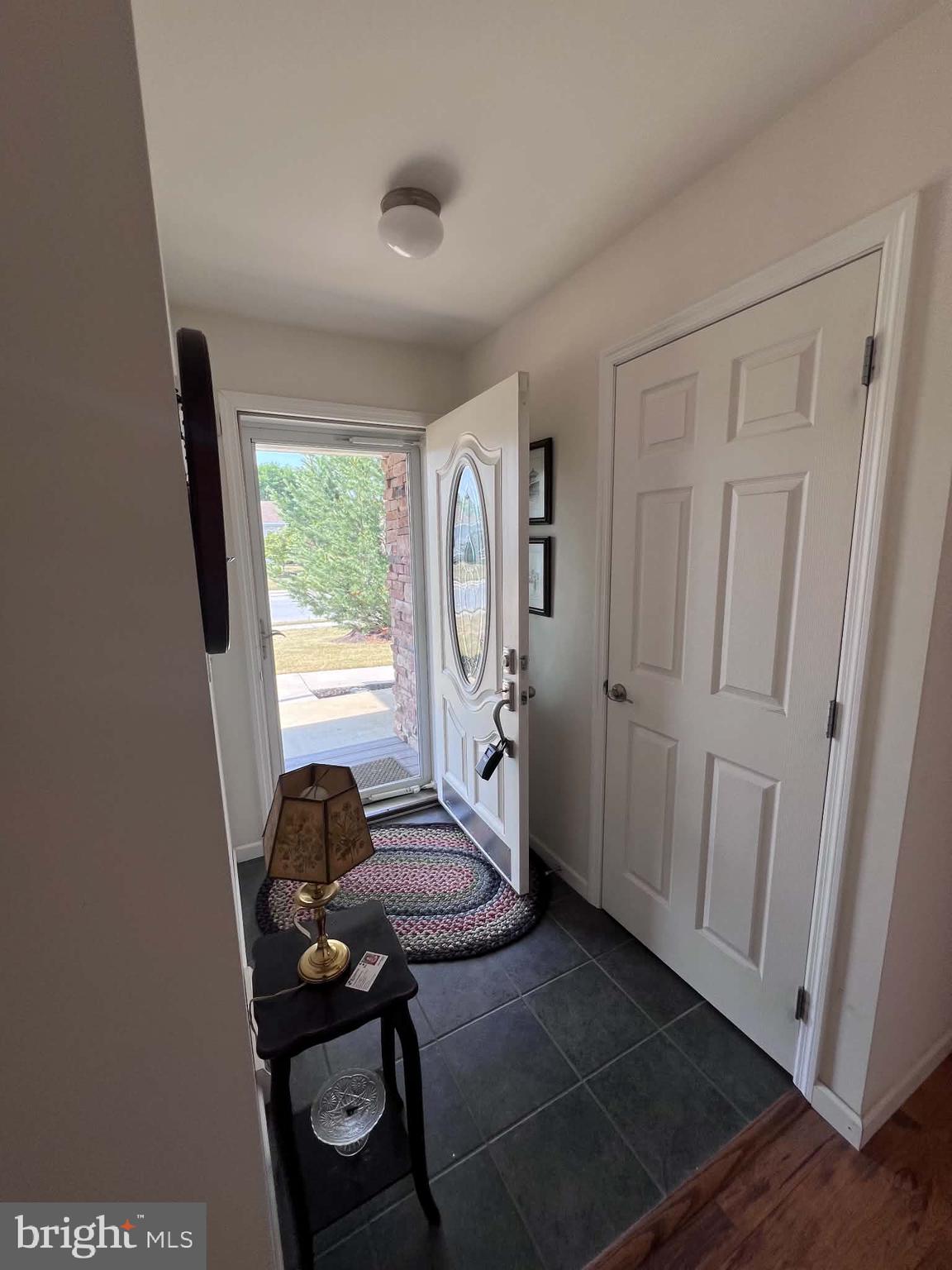 8 Madeleine Dr, Myerstown, PA 17067 photo