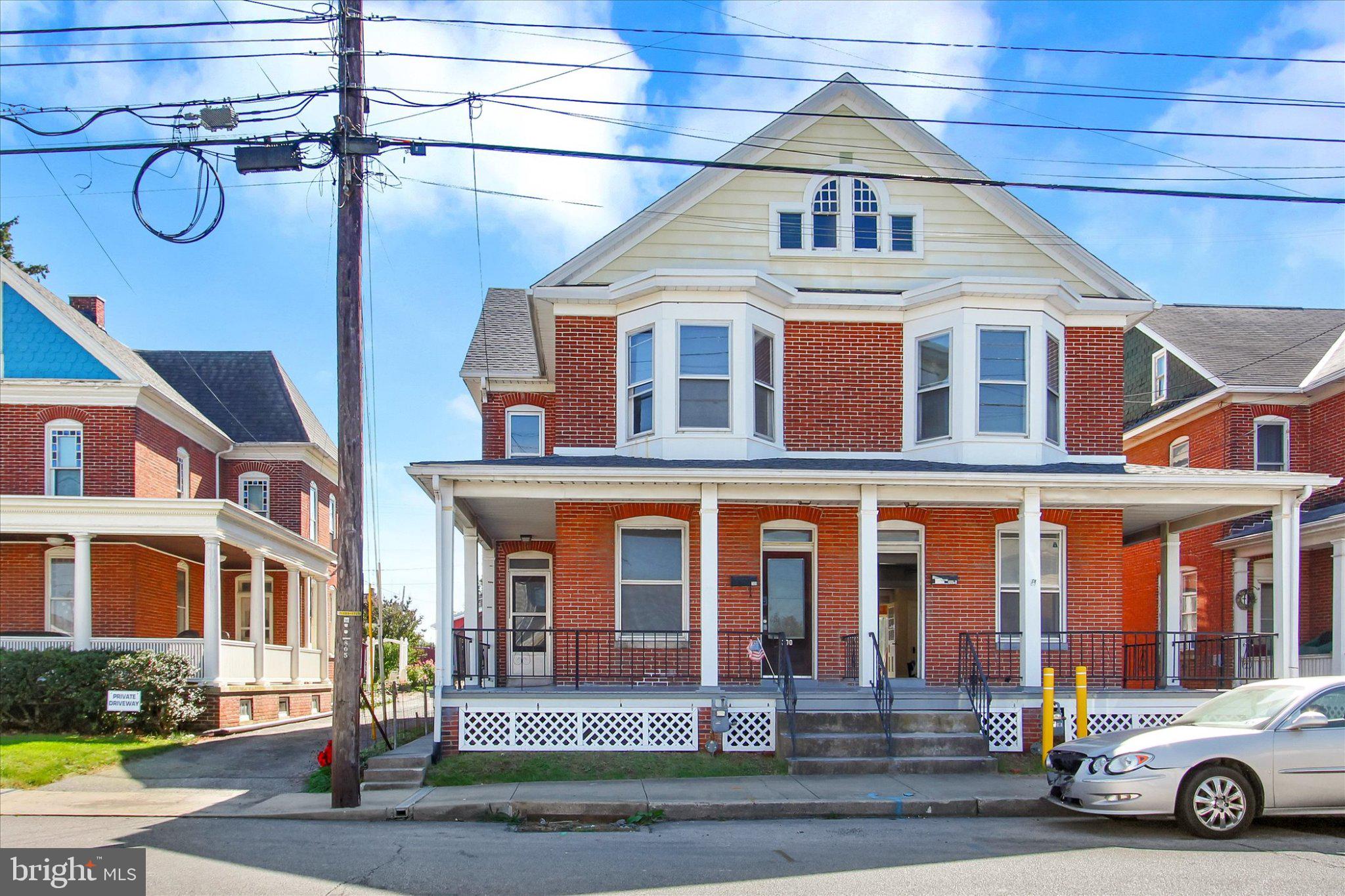 282 3rd St, Hanover, PA 17331 photo