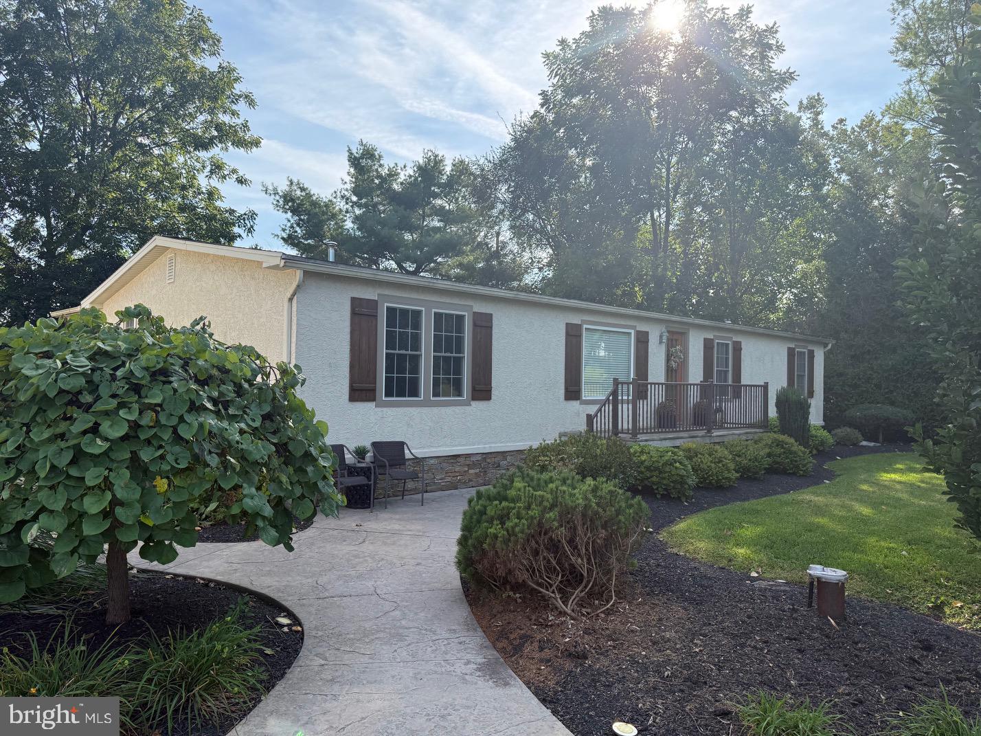 12 2nd St, Douglassville, PA 19518 photo