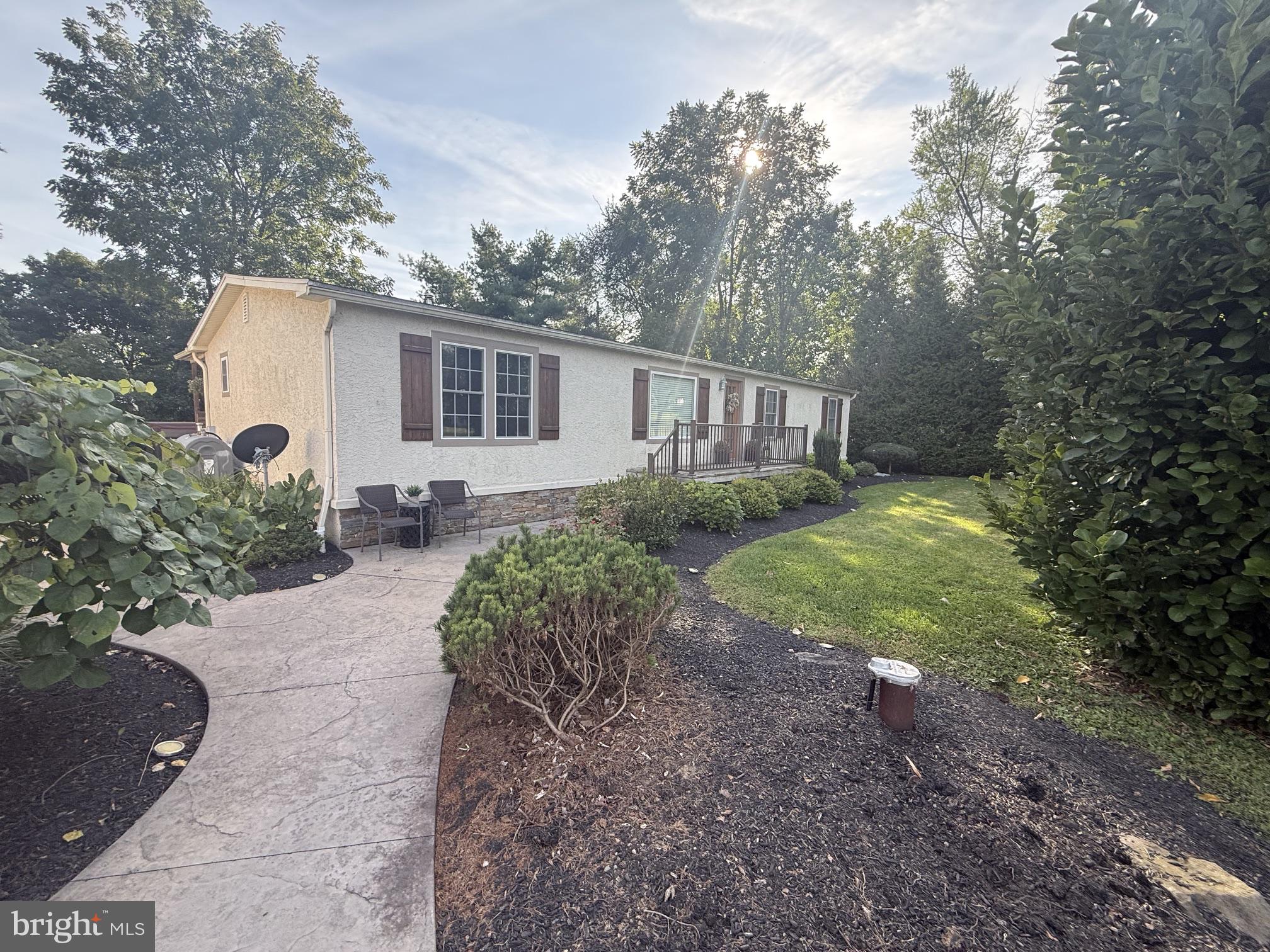12 2nd St, Douglassville, PA 19518 photo