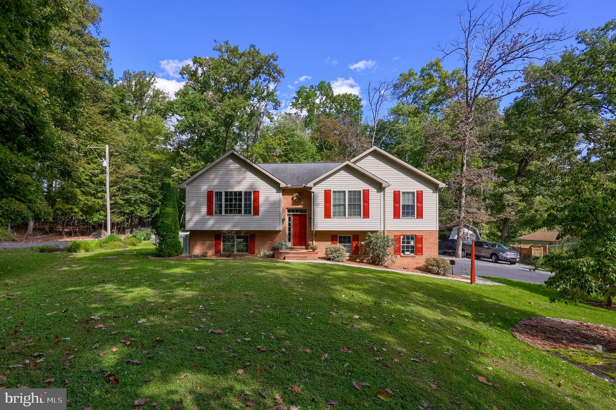 1475 Turnpike Rd, Elizabethtown, PA 17022