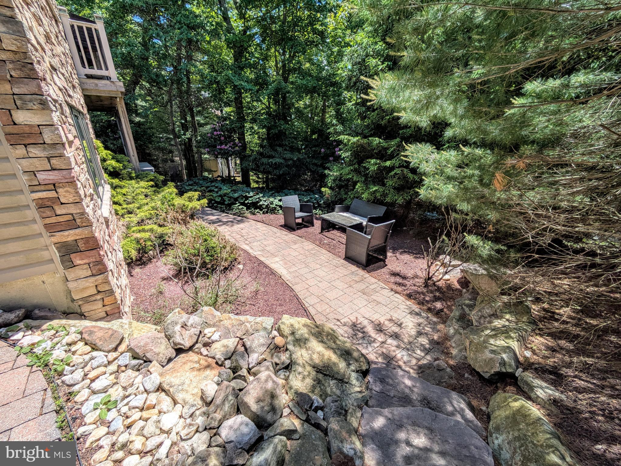 134 Longview Dr, Lake Harmony, PA 18624 photo