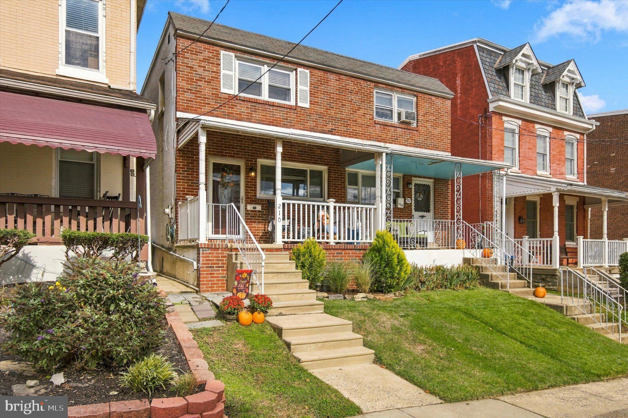 210 7th Ave, Conshohocken, PA 19428