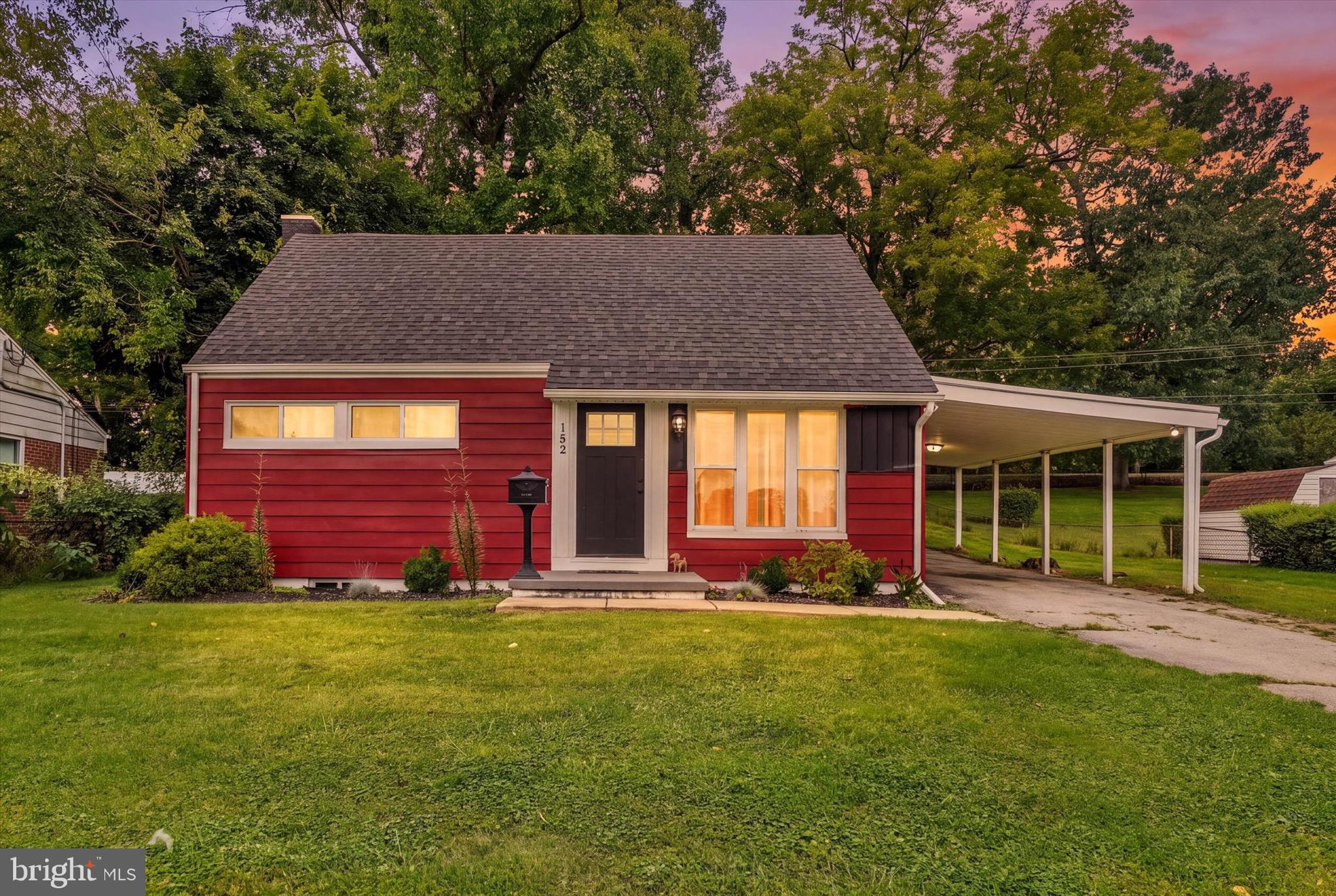 152 Sylvan Dr, York, PA 17402