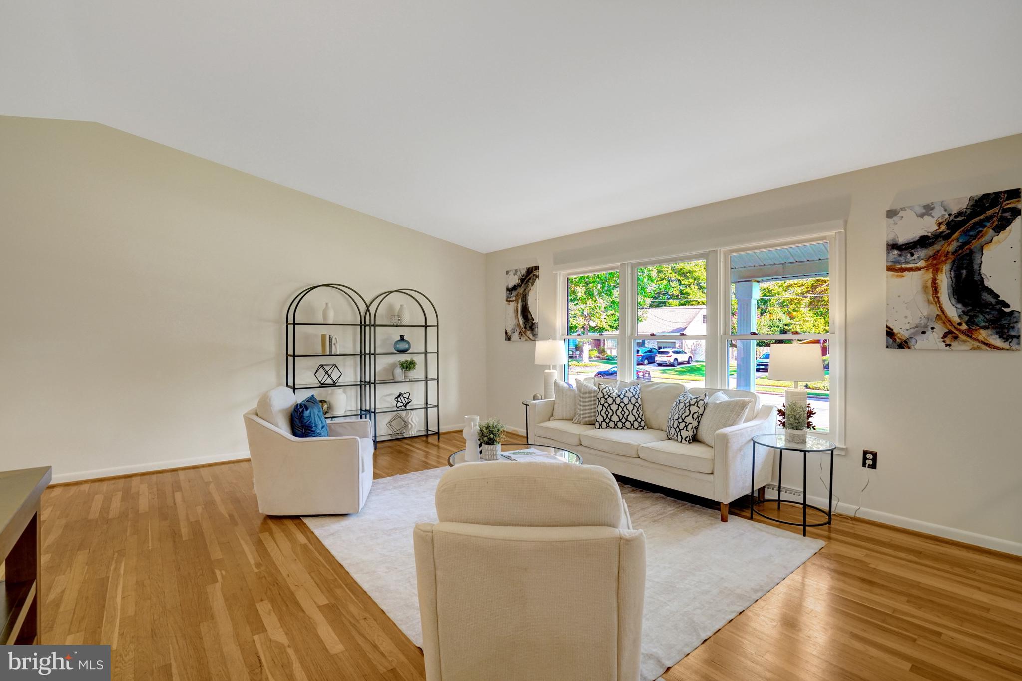 2421 Stirrup Ln, Alexandria, VA 22308 photo
