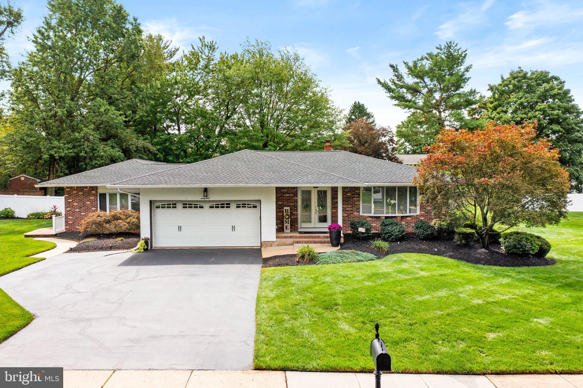 64 Wolfpack Rd, Hampton, NJ 08619