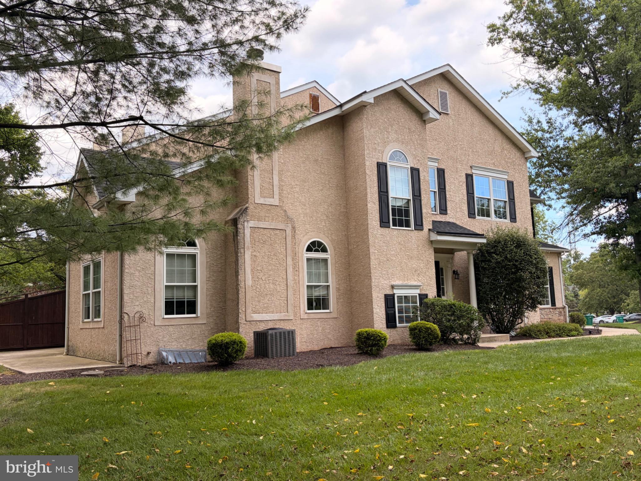 425 Norwick Pl, Blue Bell, PA 19422 photo
