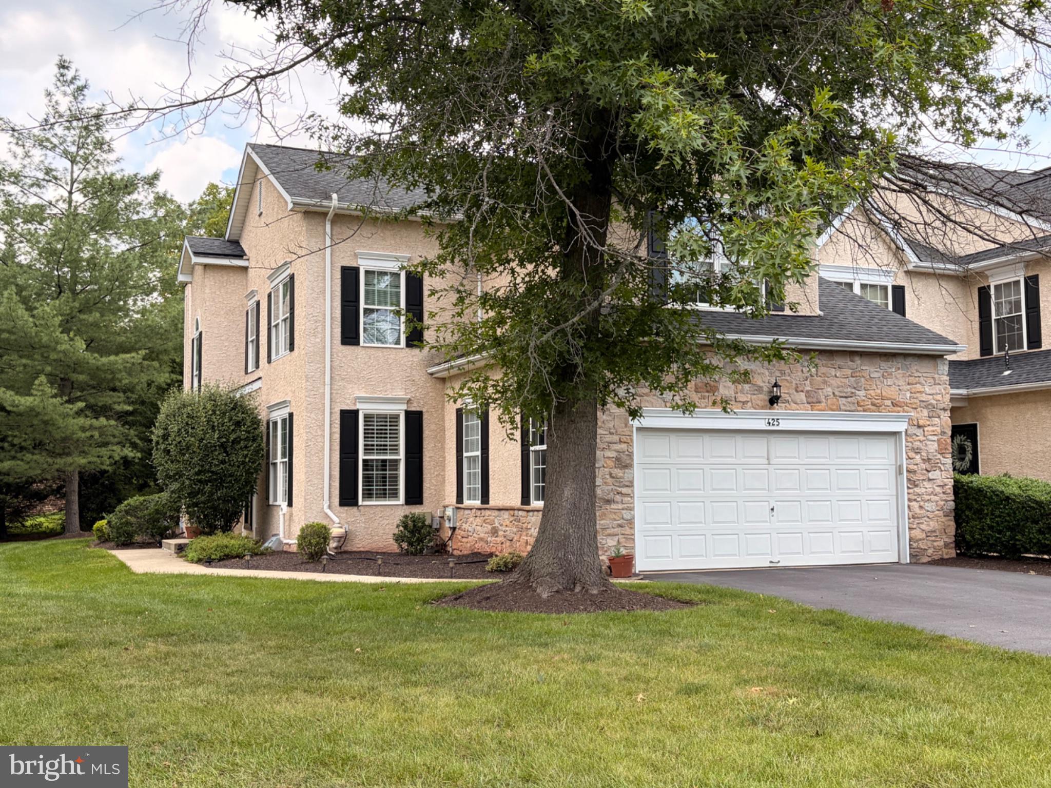 425 Norwick Pl, Blue Bell, PA 19422 photo