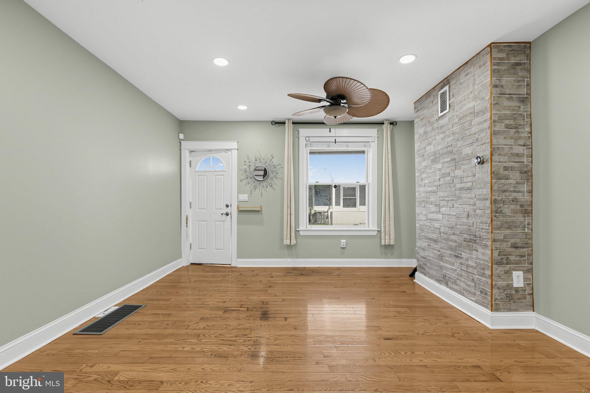 1914 S Beechwood St, Philadelphia, PA 19145 photo