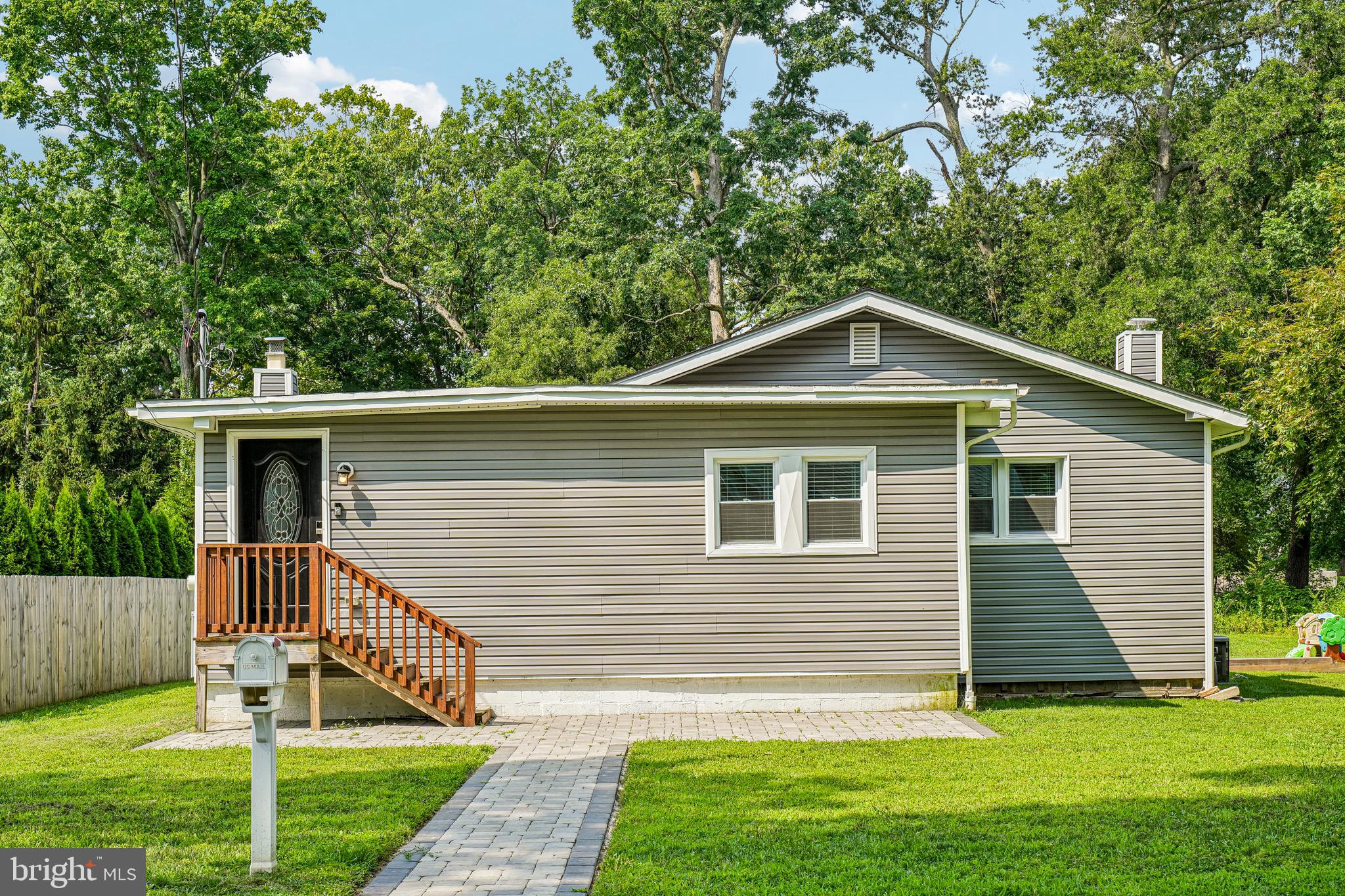 10 Maple Ln, Hainesport, NJ 08036 photo