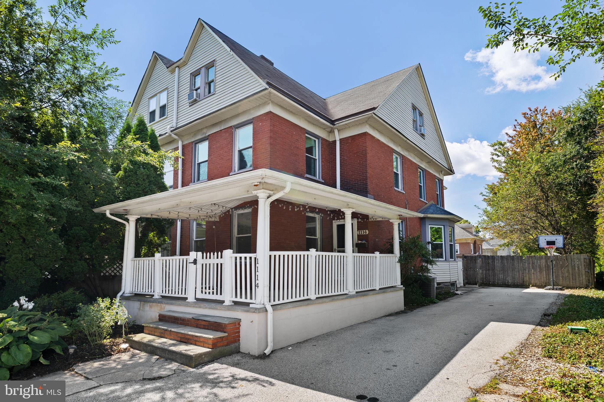 1114 County Line, Bryn Mawr, PA 19010