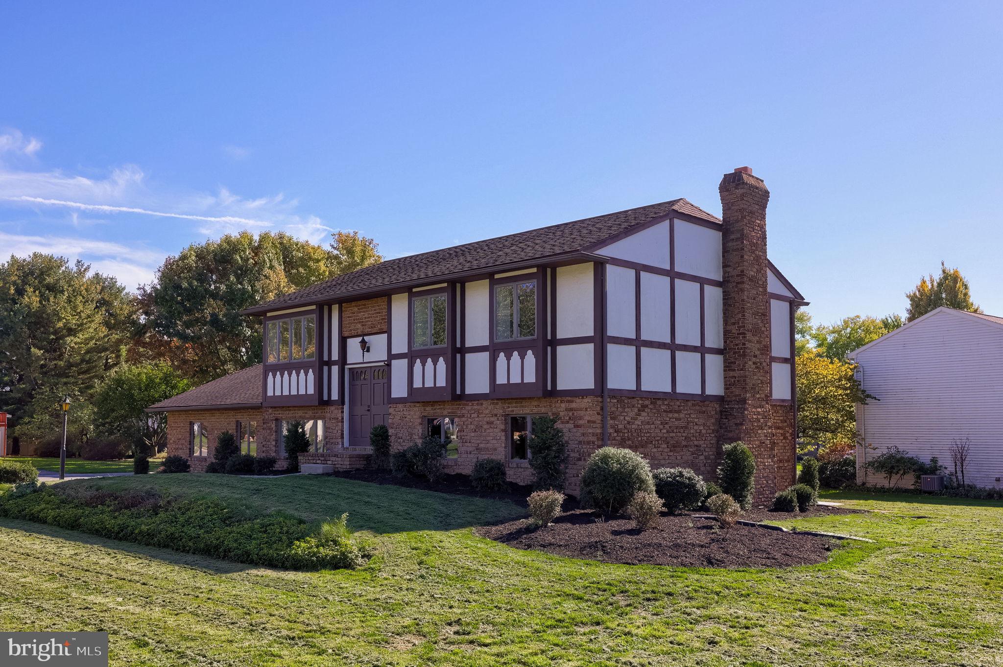 1525 Edinborough Cir, Landisville, PA 17538