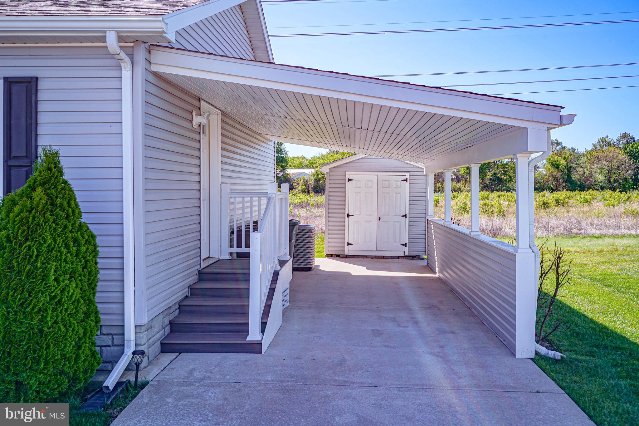 2080 Burlington Cir, Williamstown, NJ 08094 photo