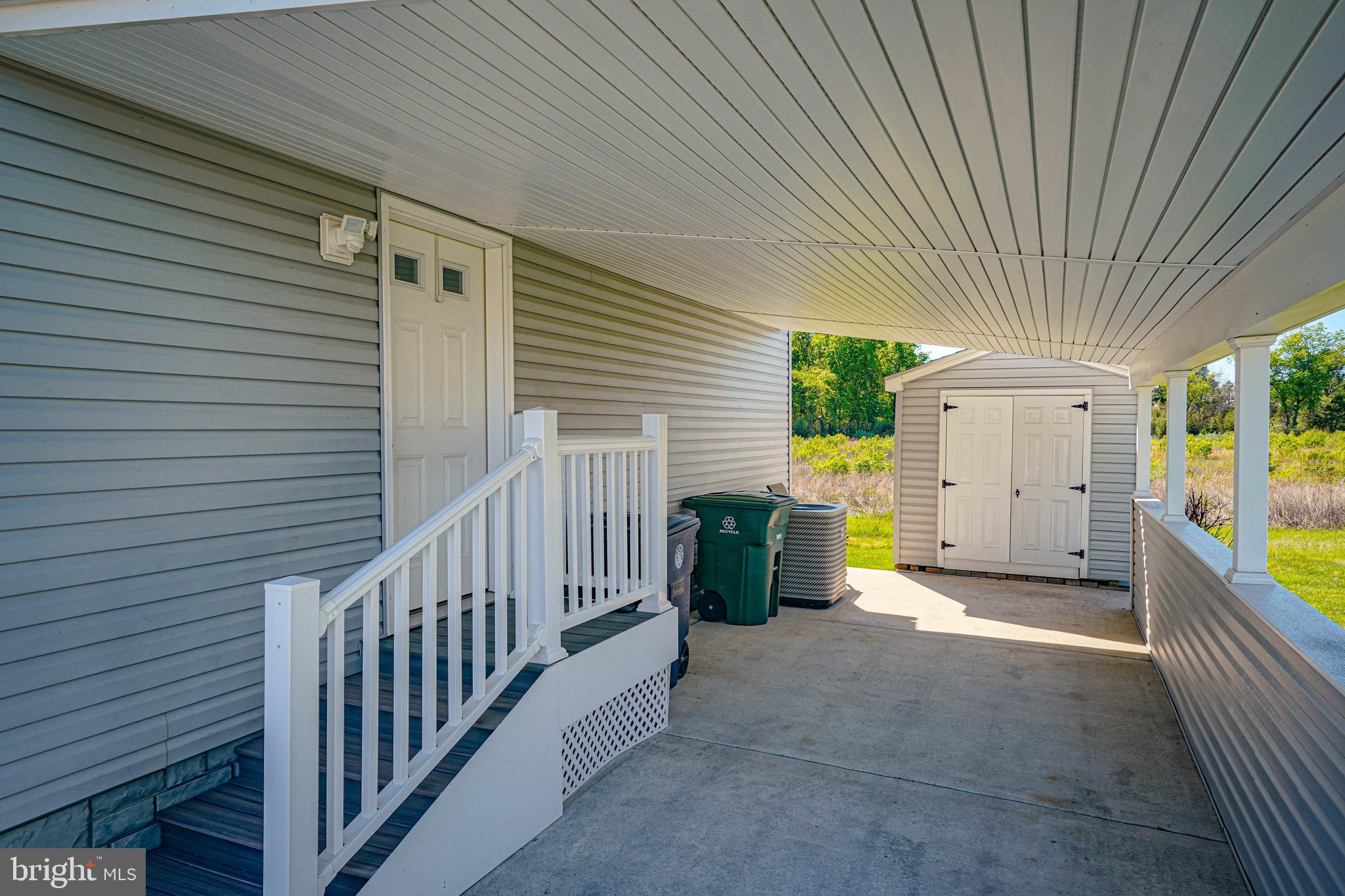 2080 Burlington Cir, Williamstown, NJ 08094 photo