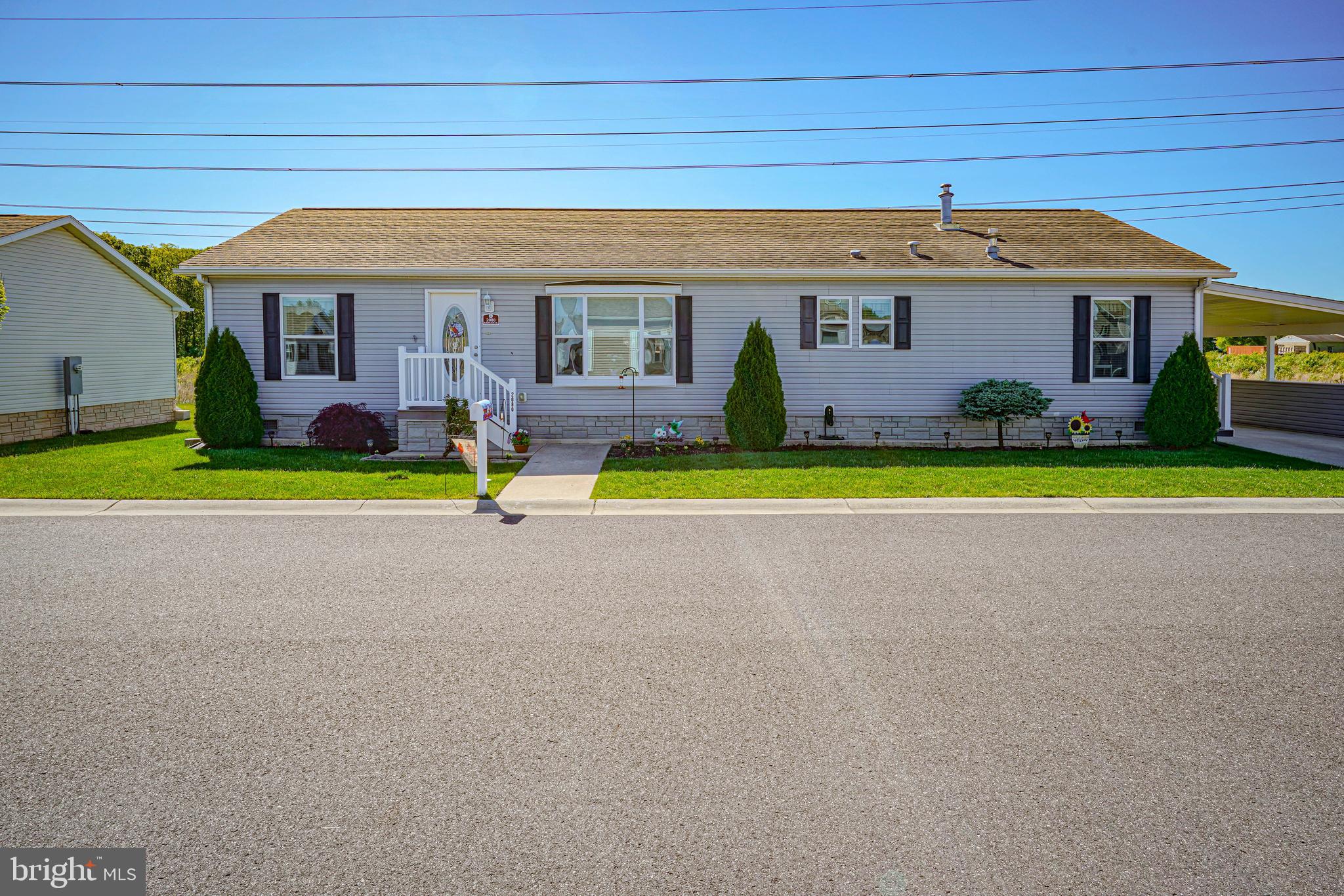 2080 Burlington Cir, Williamstown, NJ 08094
