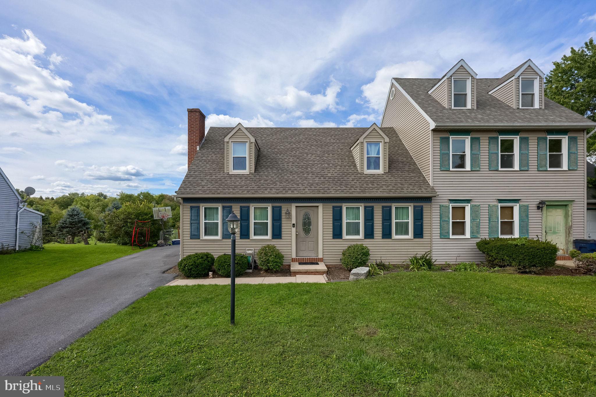 422 9th St, Denver, PA 17517