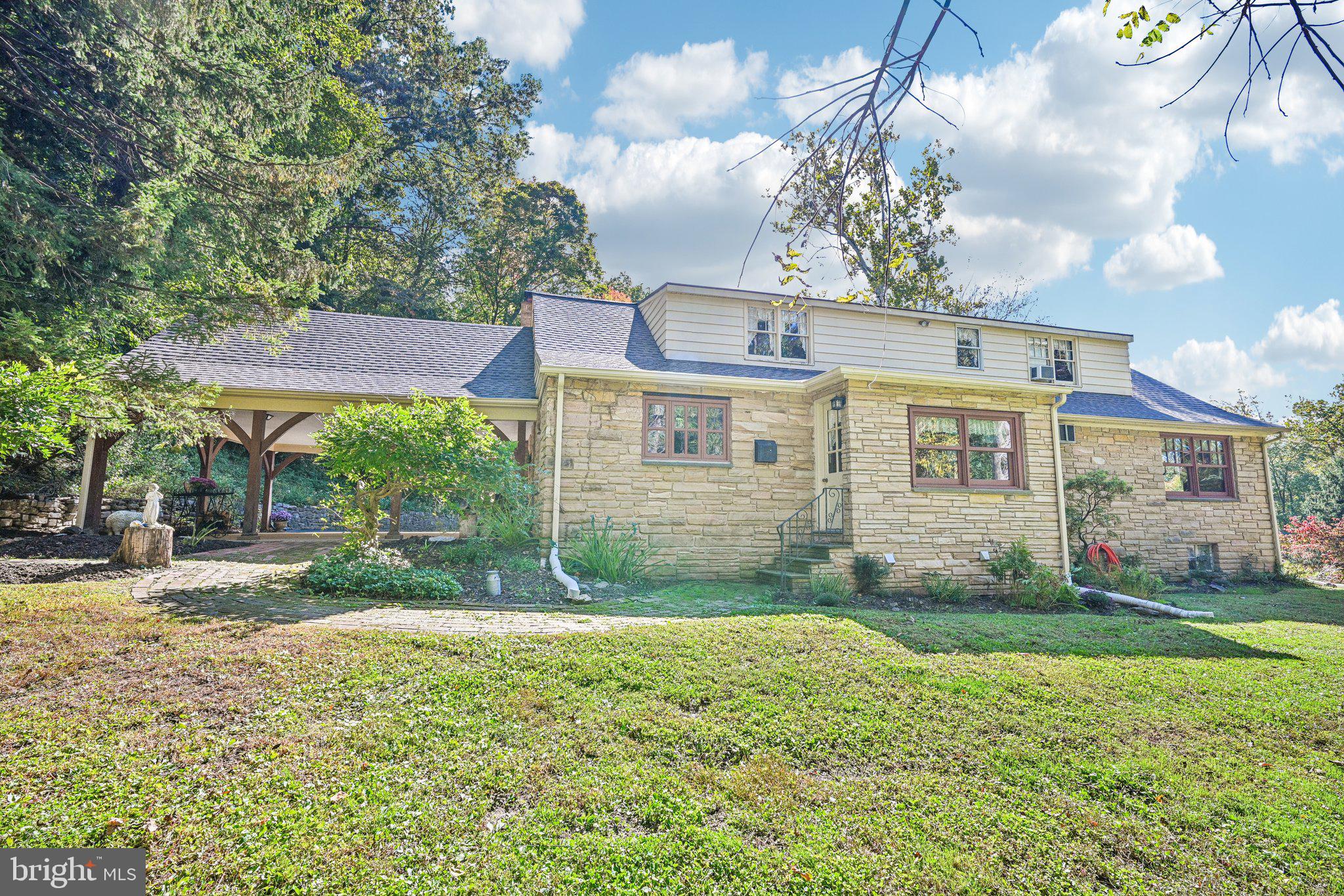 3 Moredon Rd, Huntingdon Valley, PA 19006 photo