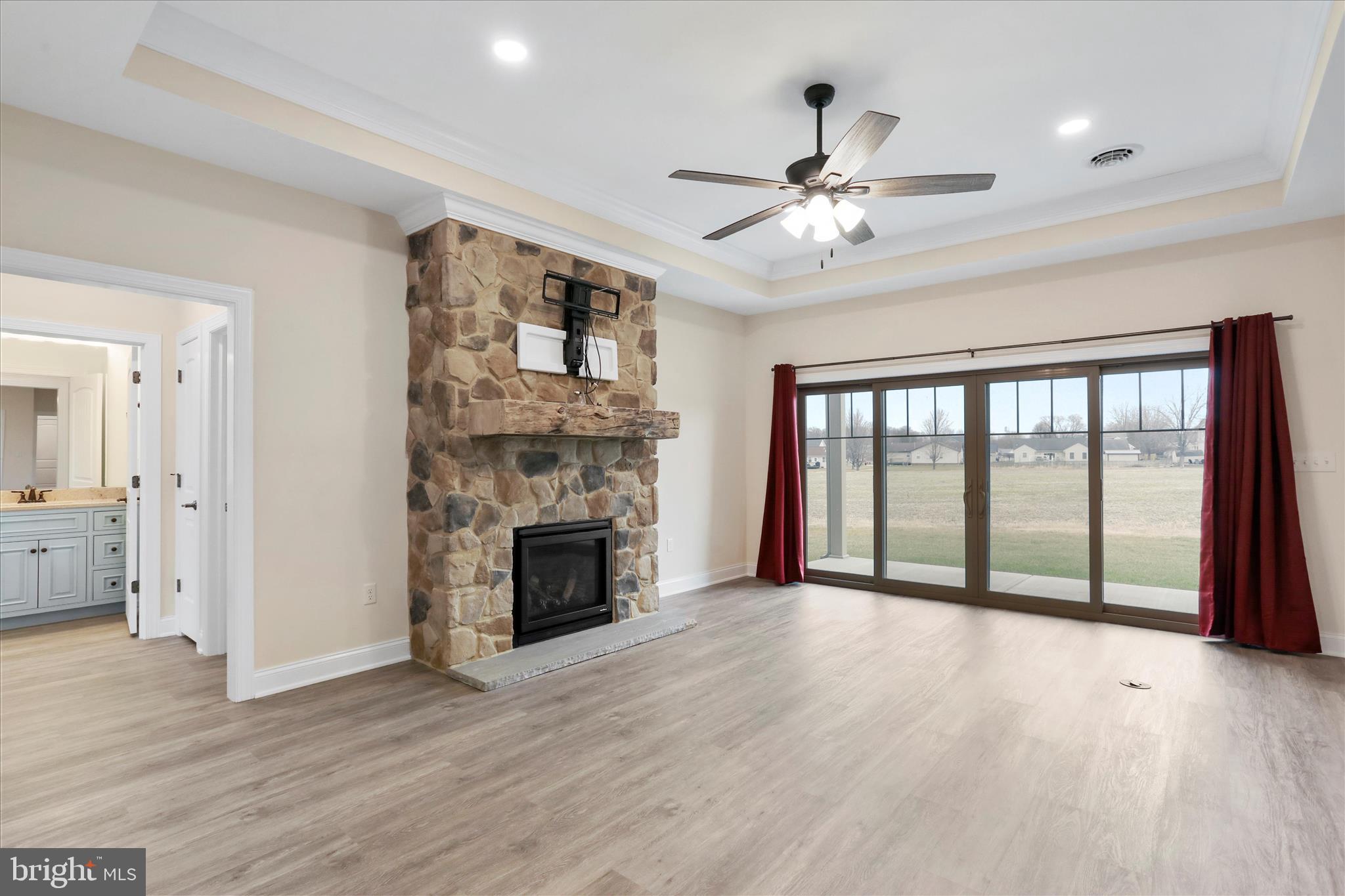 41 Smith Cir, Littlestown, PA 17340 photo