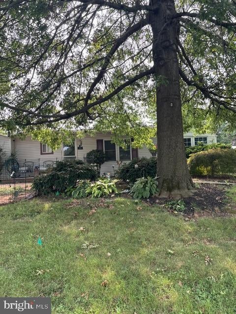 15 Bill Dr, Denver, PA 17517 photo