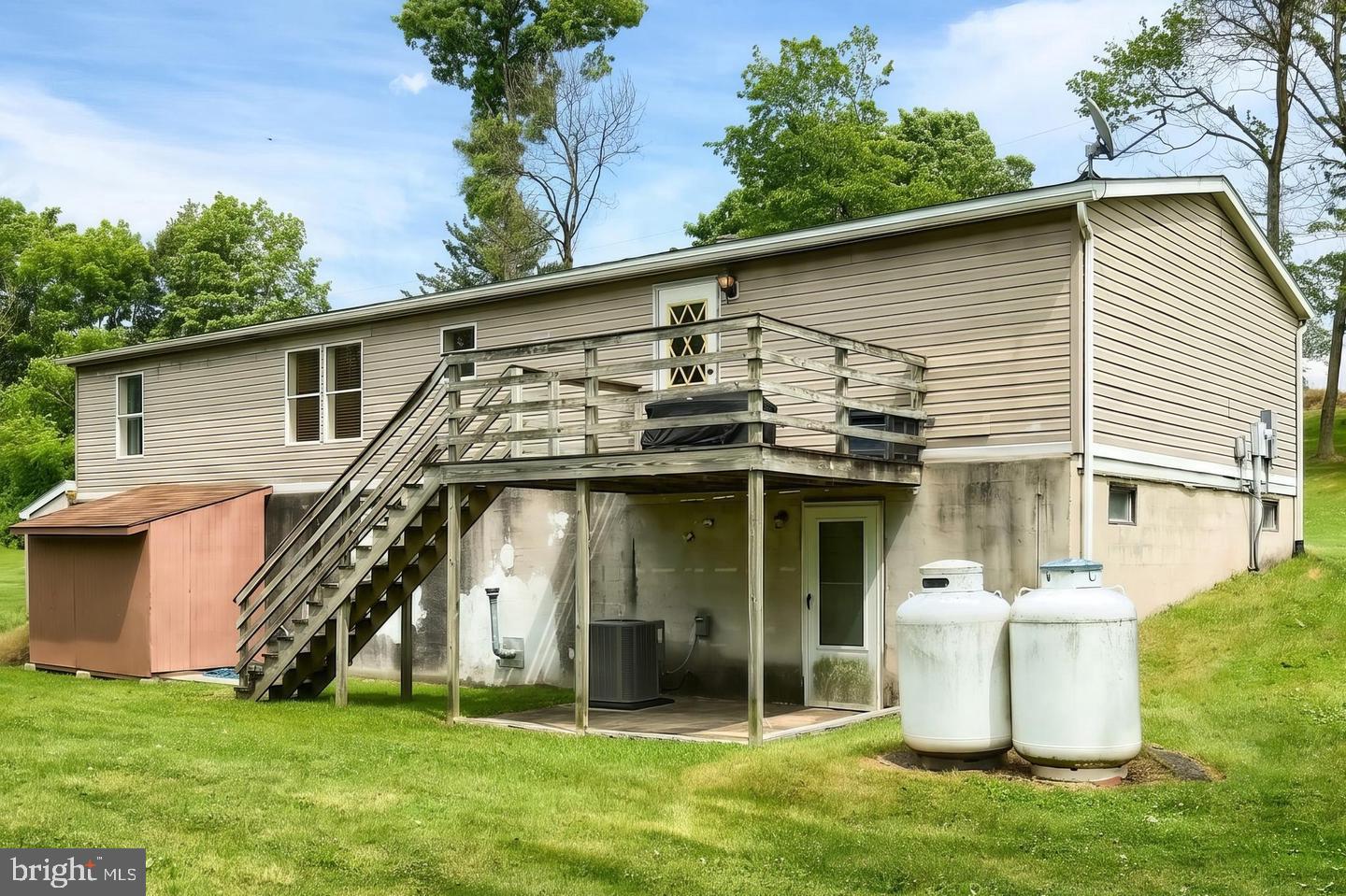 105 Weire Rd, York, PA 17404 photo