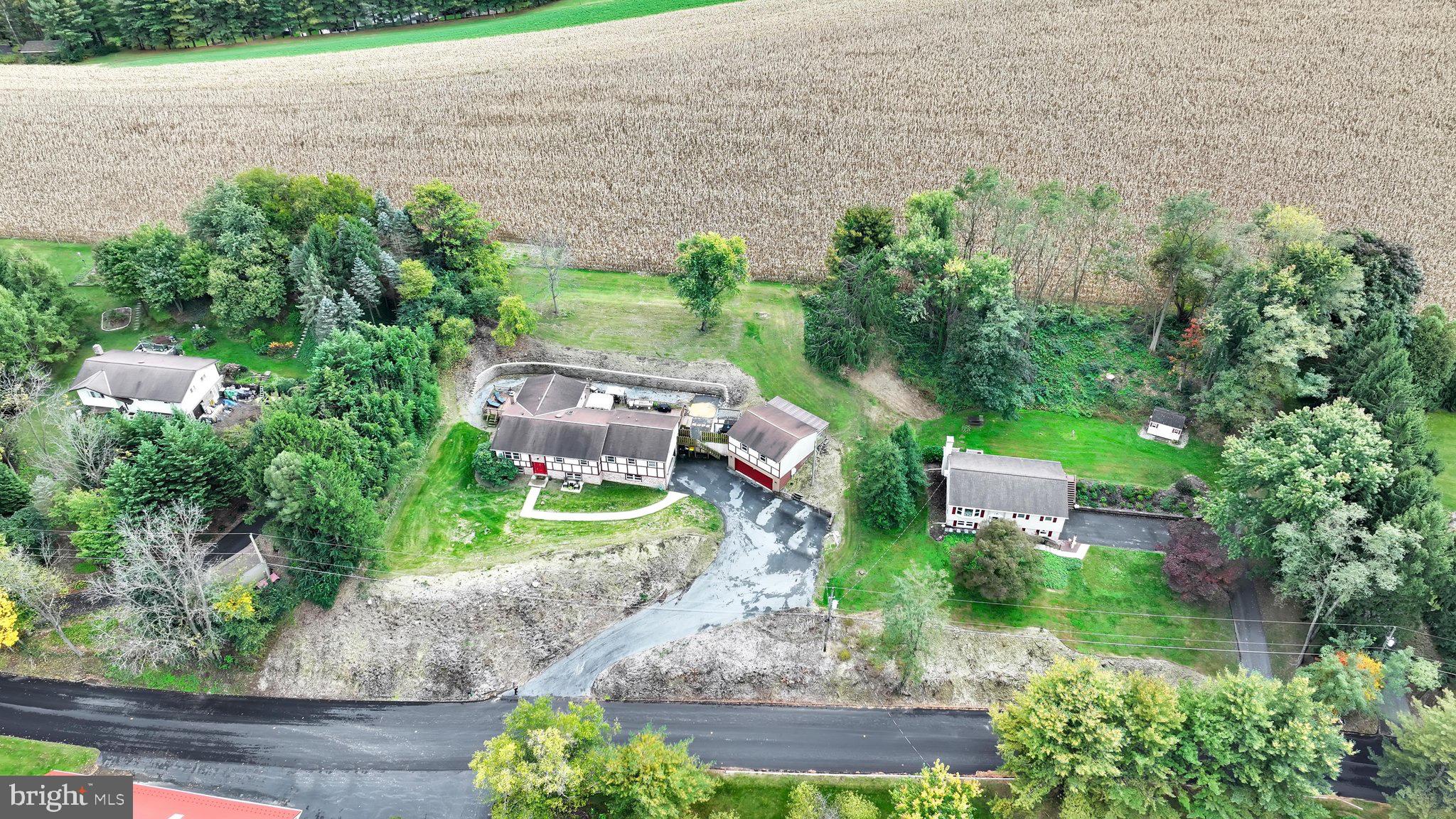 238 Zartman Mill Rd, Lititz, PA 17543 photo