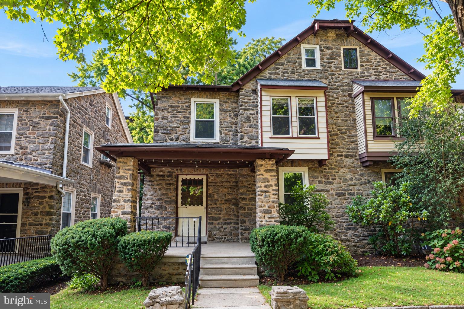 129 Nippon St, Philadelphia, PA 19119