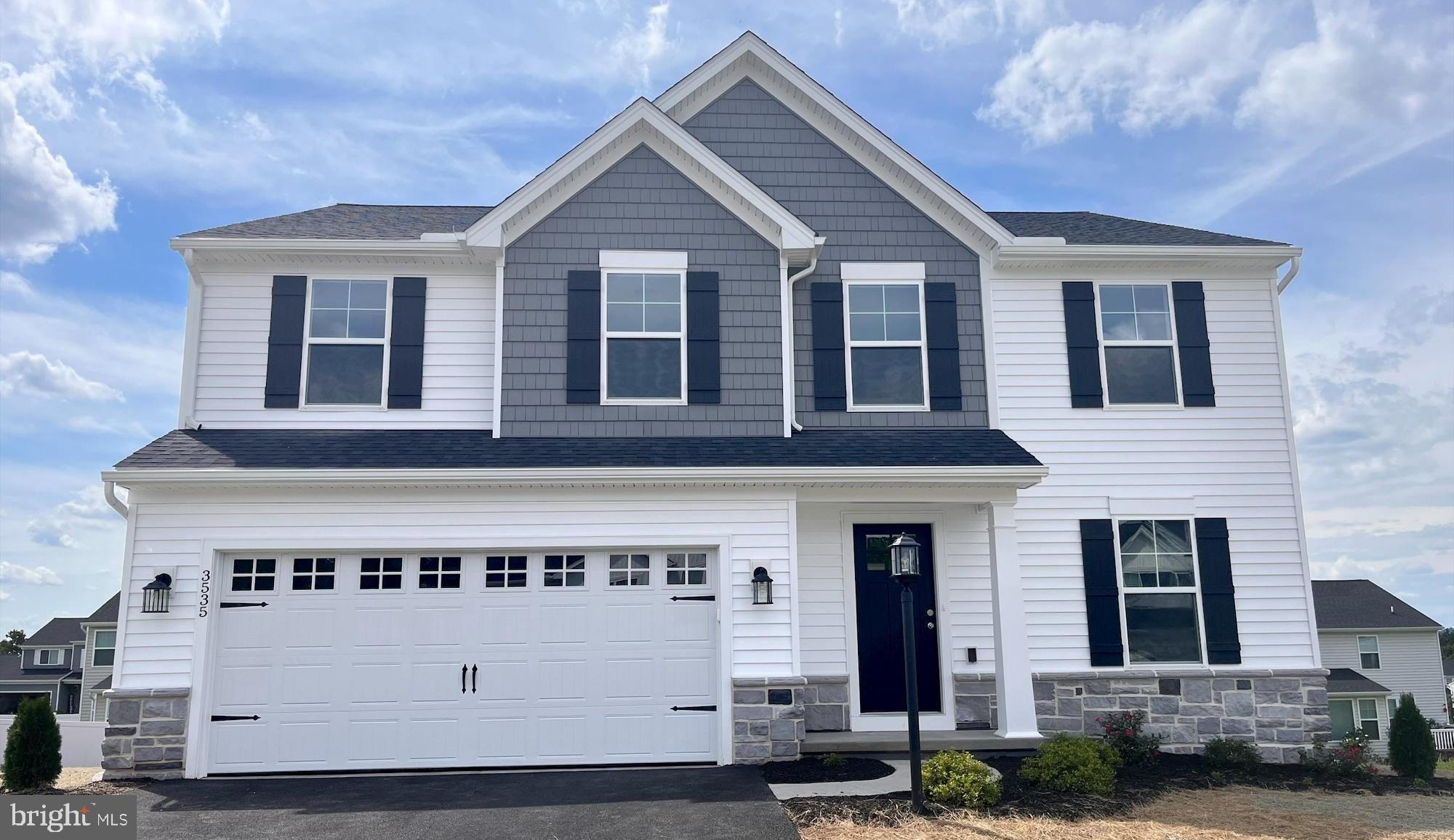 3535 Pebble Run Dr, Dover, PA 17315