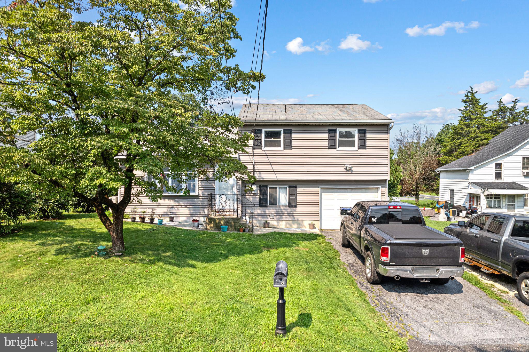 2300 Filbert St, Allentown, PA 18103