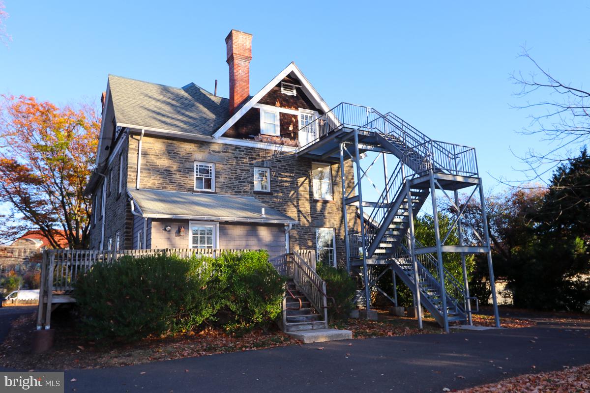 2790 Huntingdon Pike, Bryn Athyn, PA 19009 photo