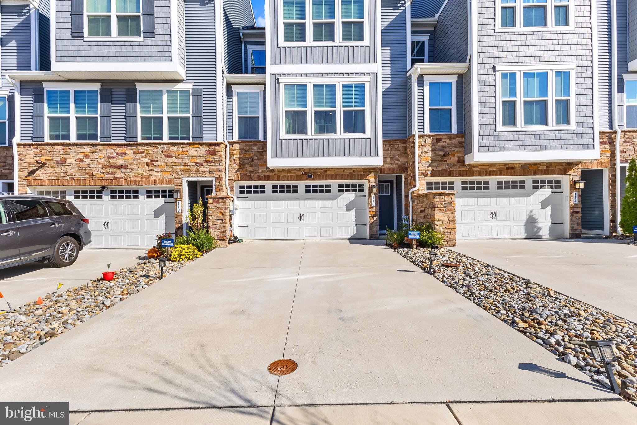 116 Torrey Dr, Newark, DE 19702