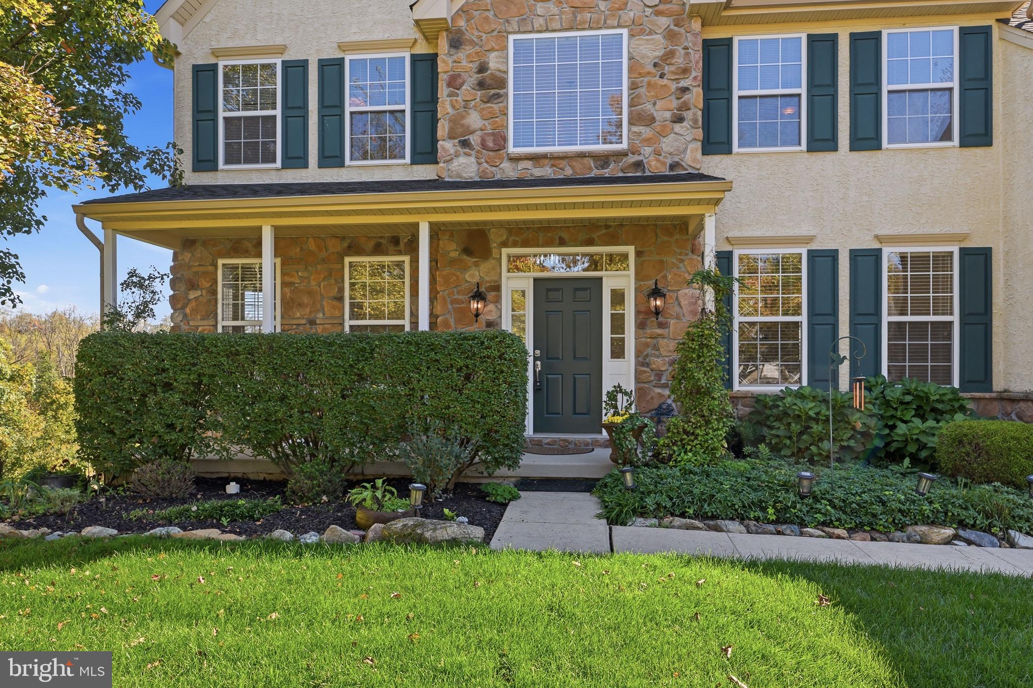 809 Hammersmith Ct, Avondale, PA 19311 photo