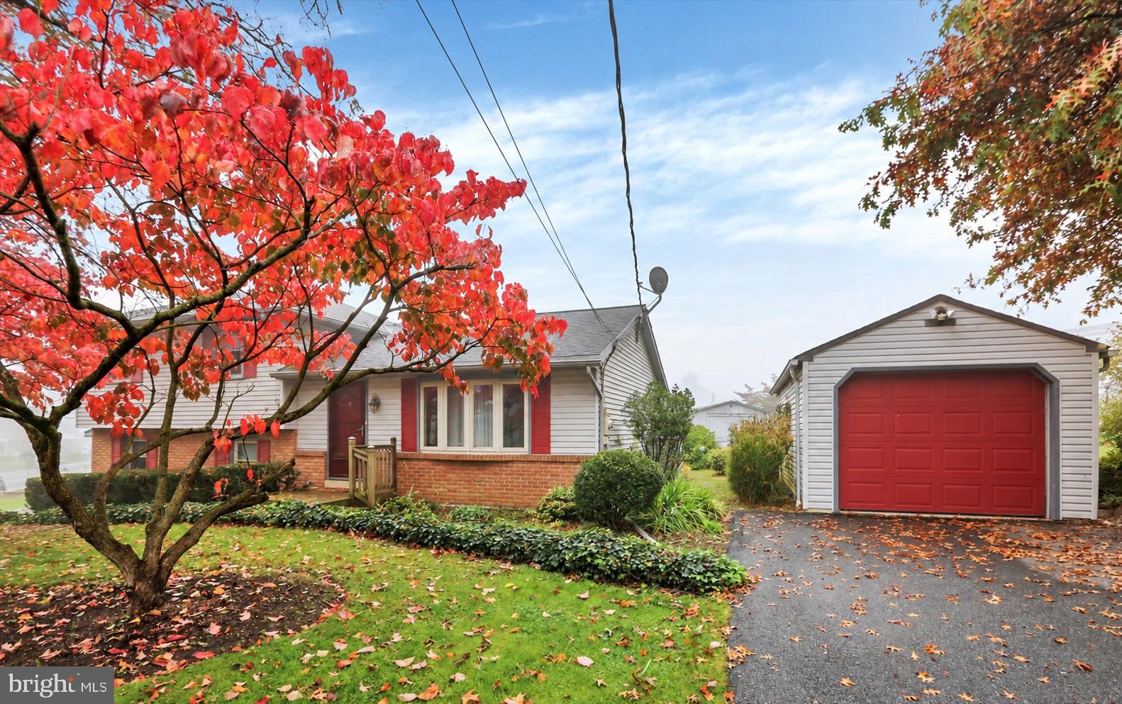 3270 Horizon Dr, Lancaster, PA 17601