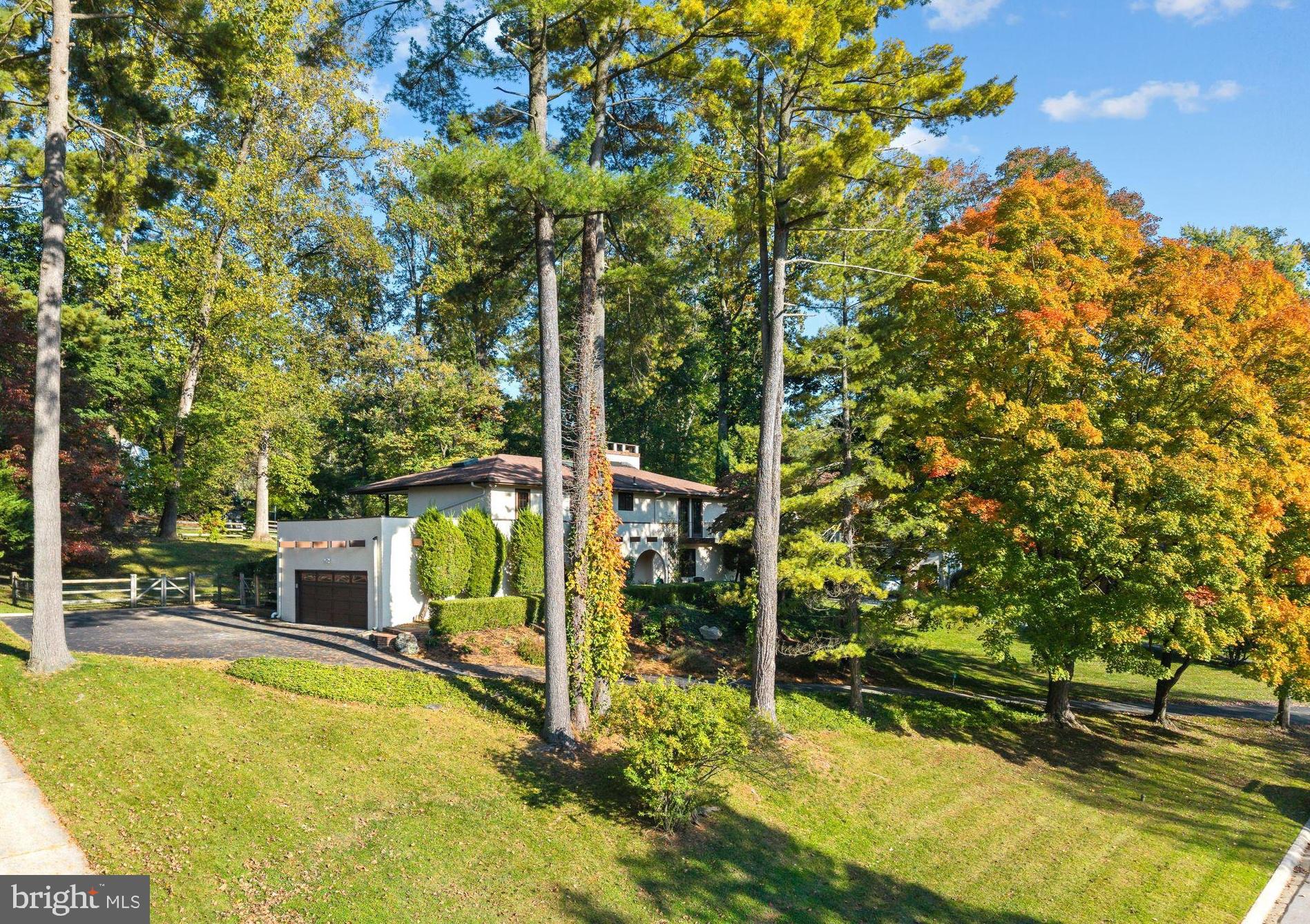 203 Wedgewood Cir, Newtown Square, PA 19073