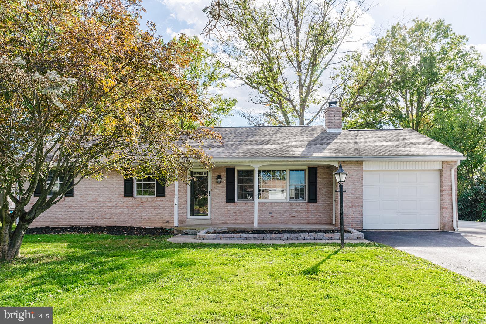 110 Maple St, Gilbertsville, PA 19525