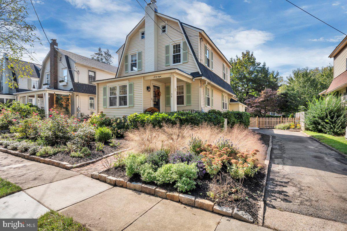 38 Evergreen Ln, Haddonfield, NJ 08033