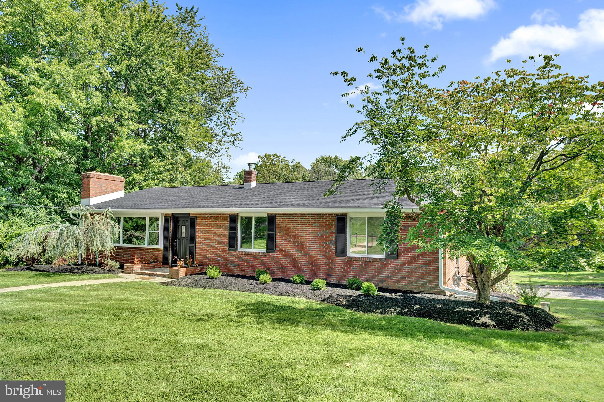 7 Malaga Dr, Ewan, NJ 08628 photo