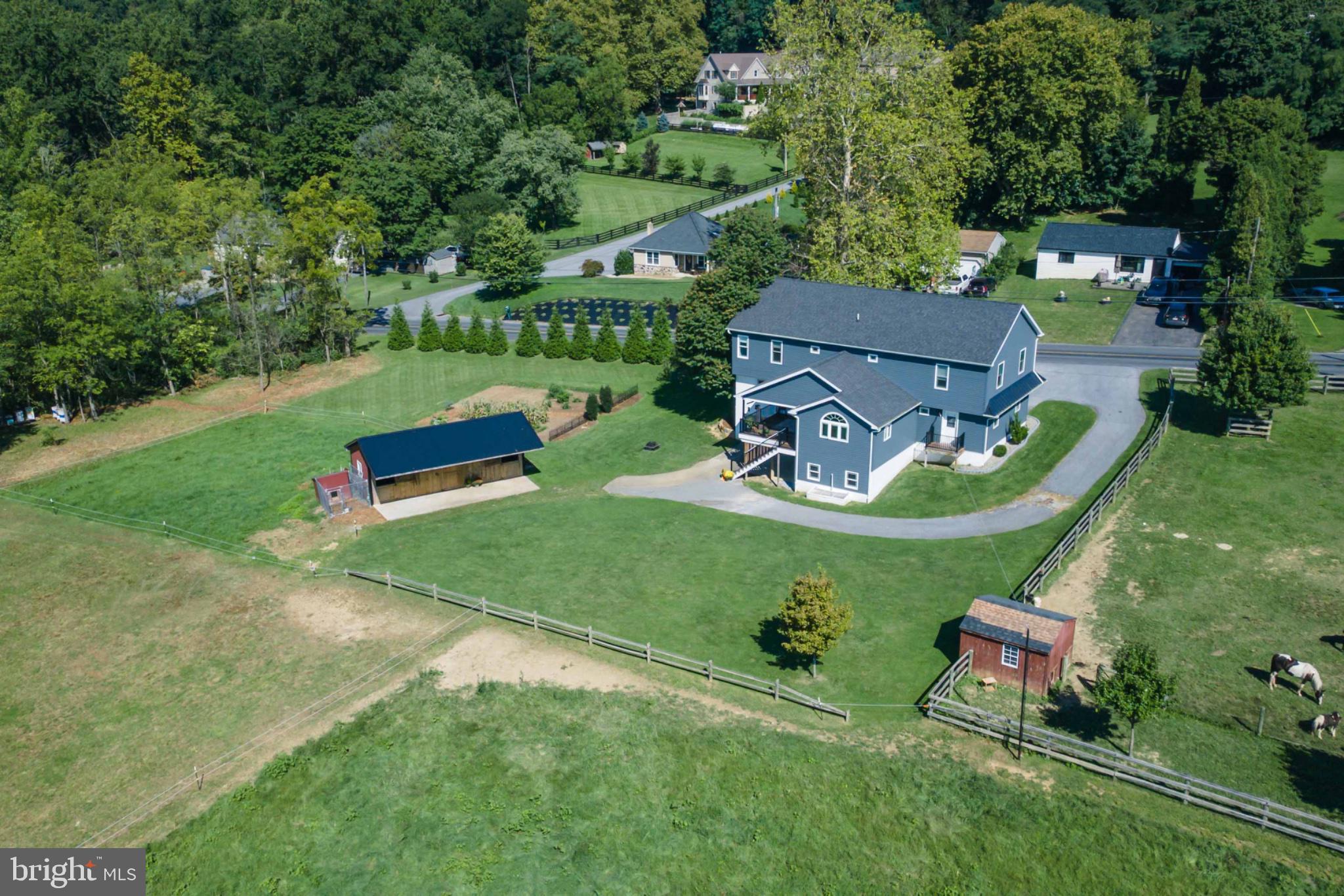 5268 Diem Rd, New Holland, PA 17557 photo