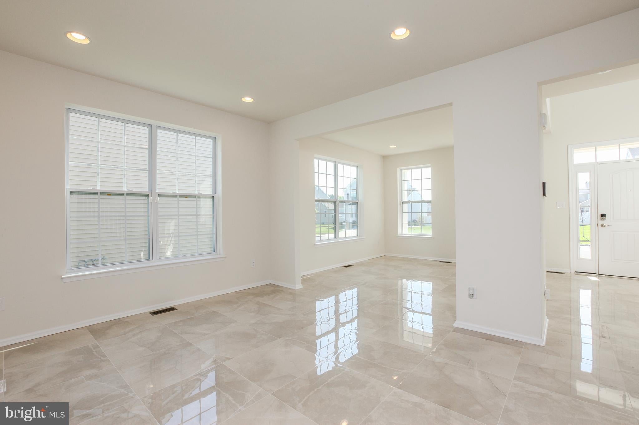 41 Champlain St, Sicklerville, NJ 08081 photo