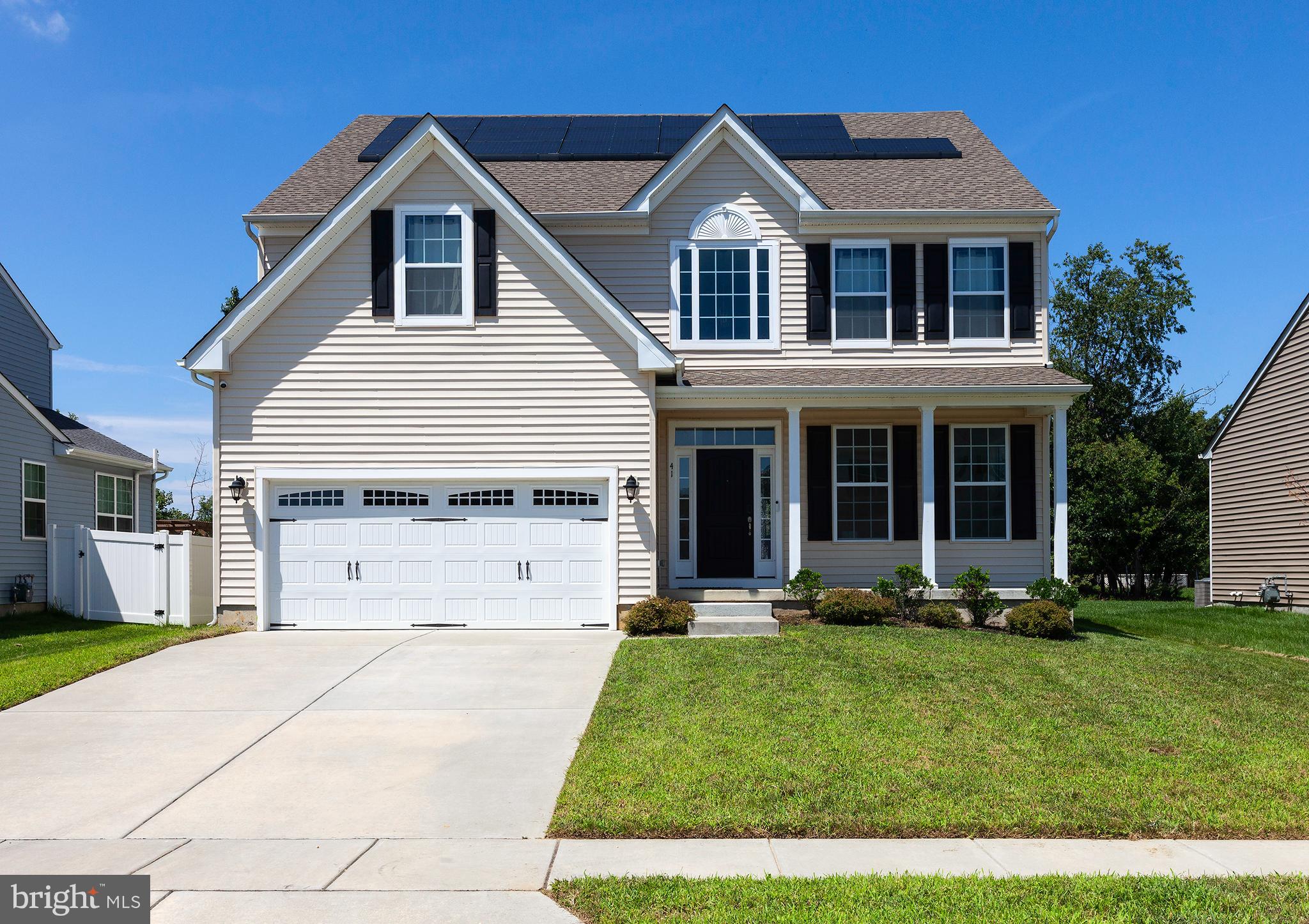 41 Champlain St, Sicklerville, NJ 08081
