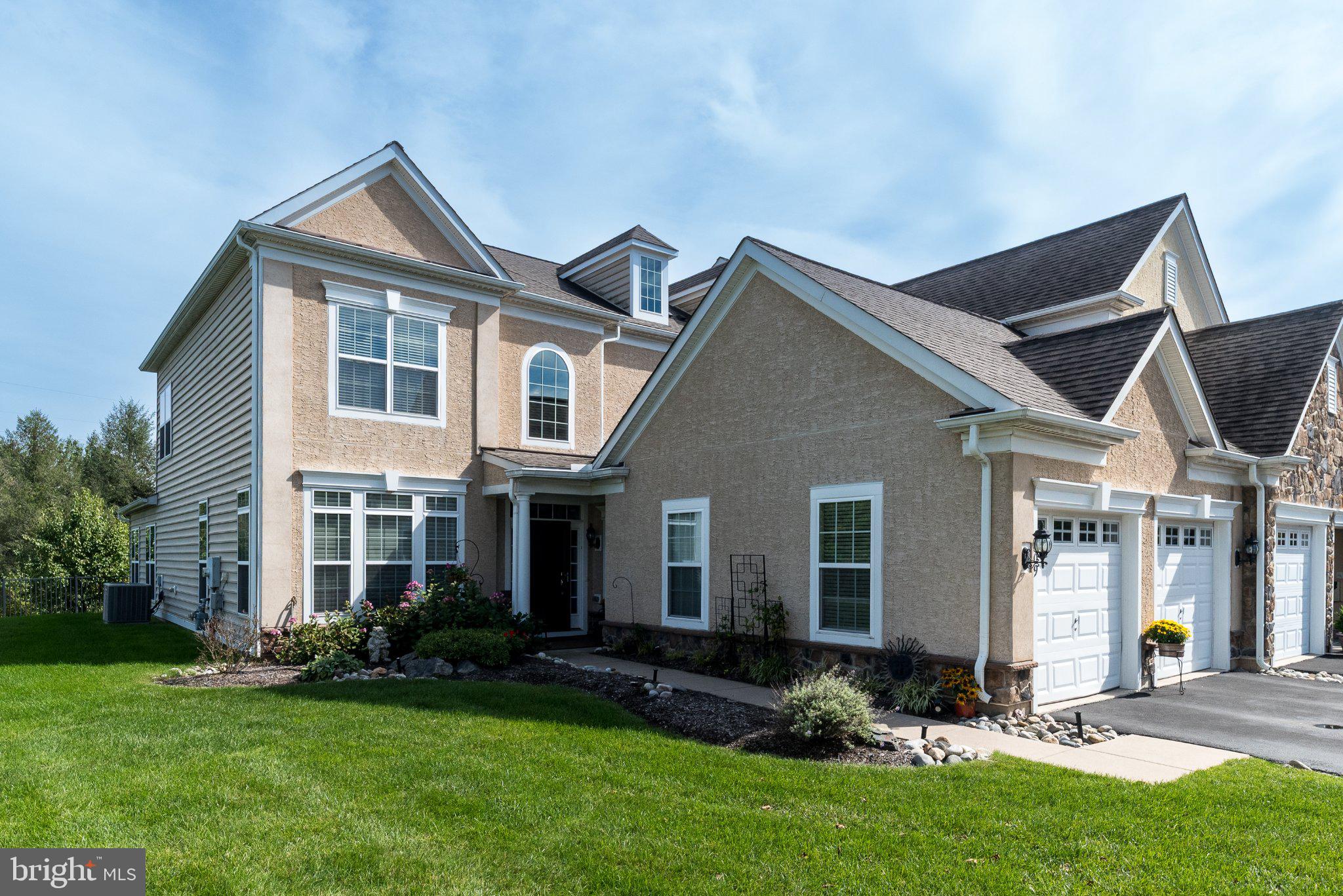 509 Jasmine Cir, Upper Gwynedd, PA 19446 photo